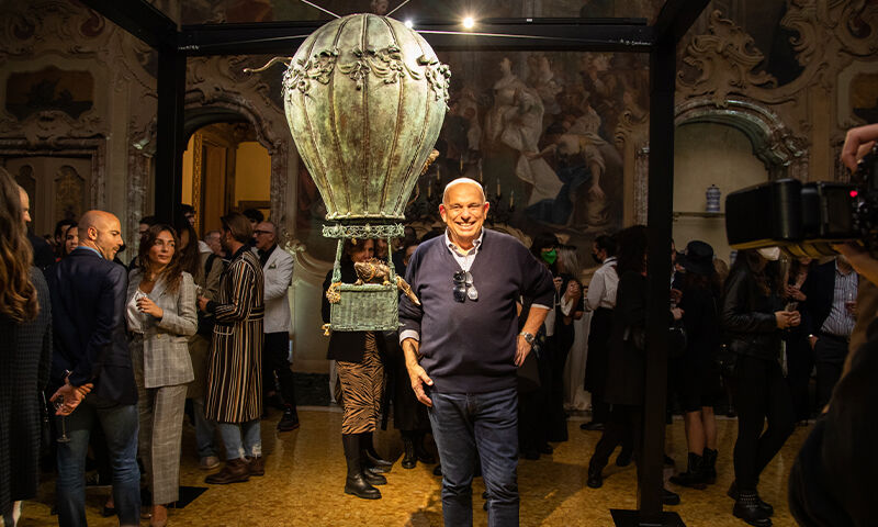 Around the world in eighty jewels Milan