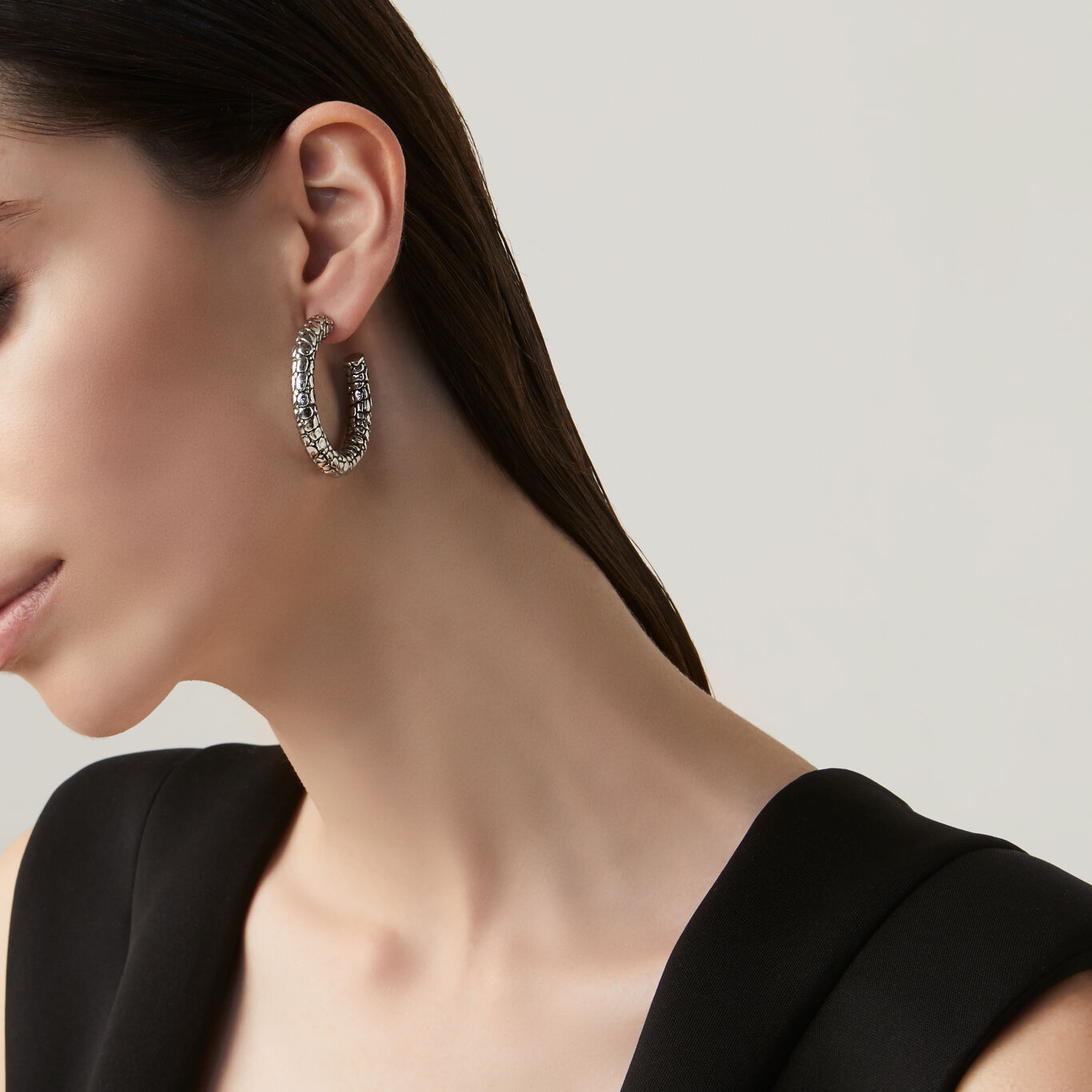 Croco Hoop Earrings, Hoop Earrings in Sterling Silver_image number 1_Giovanni Raspini