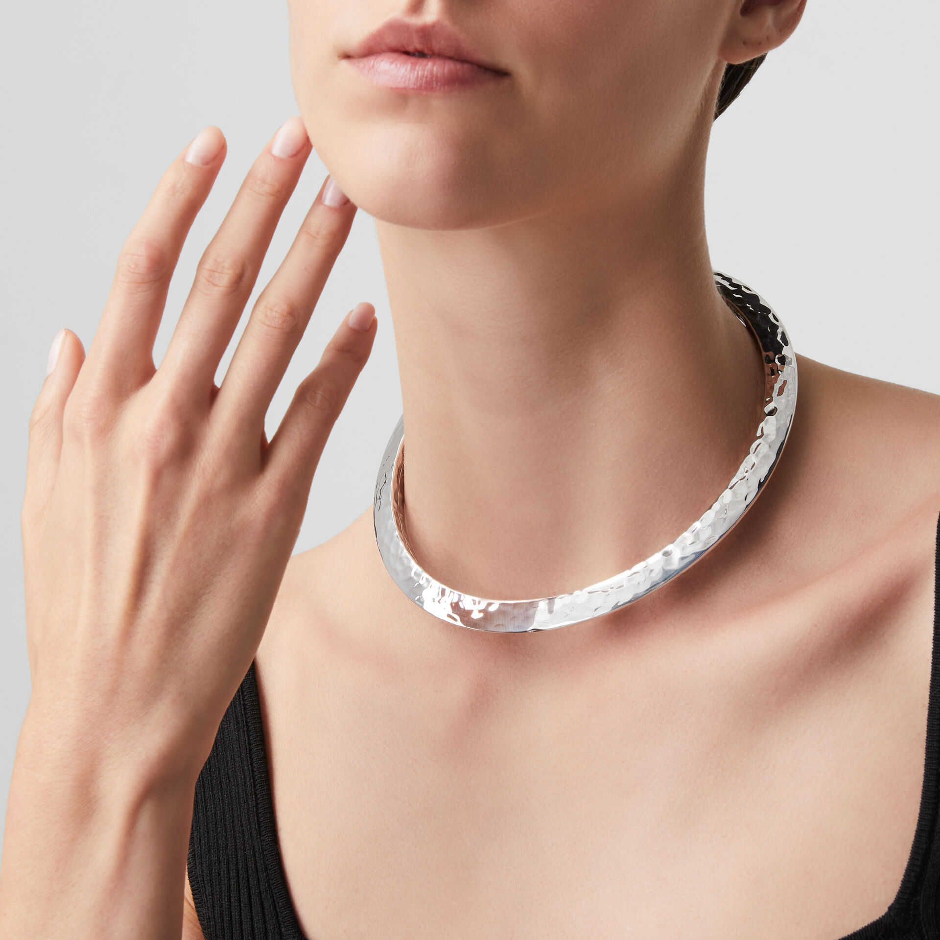 Collana Blade Media image number 1