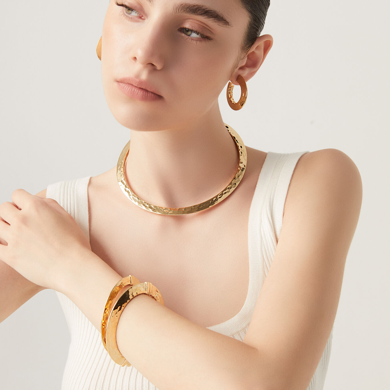 Blade Small Earrings, Hoop Earrings in gold-plated Sterling Silver_image number 3_Giovanni Raspini