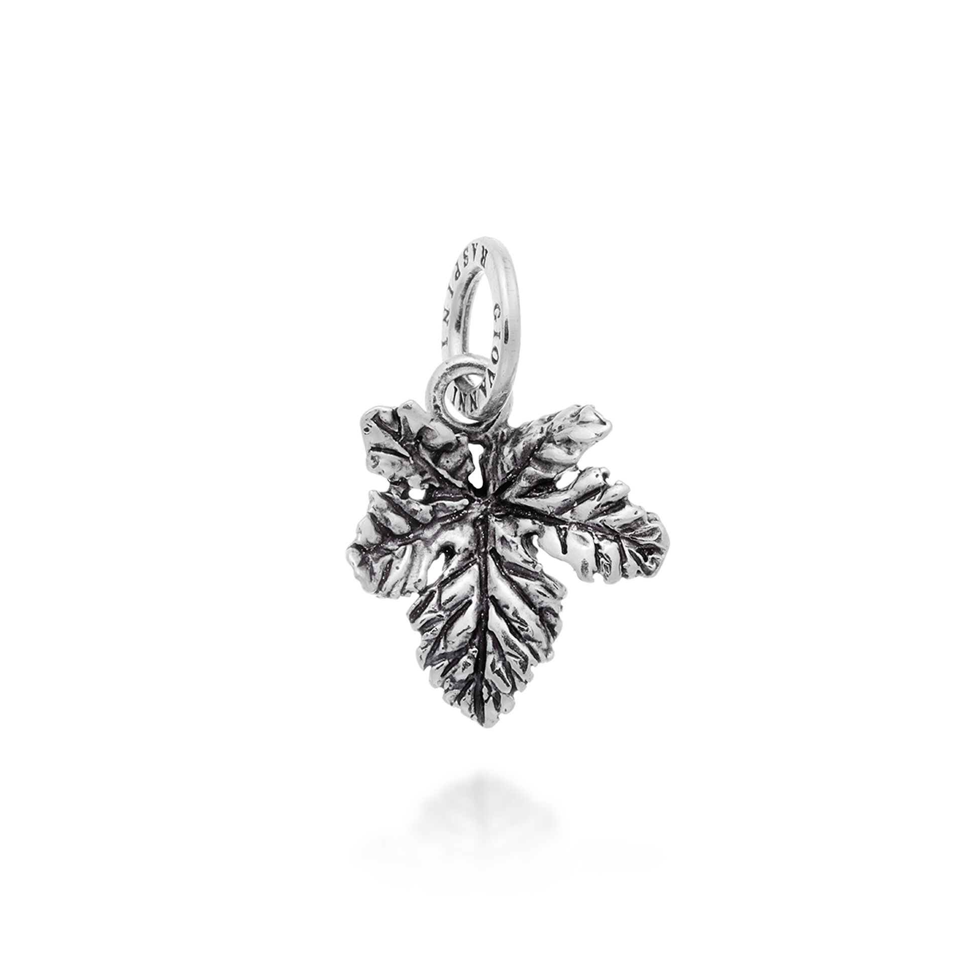 Vine Leaf Charm image number 0