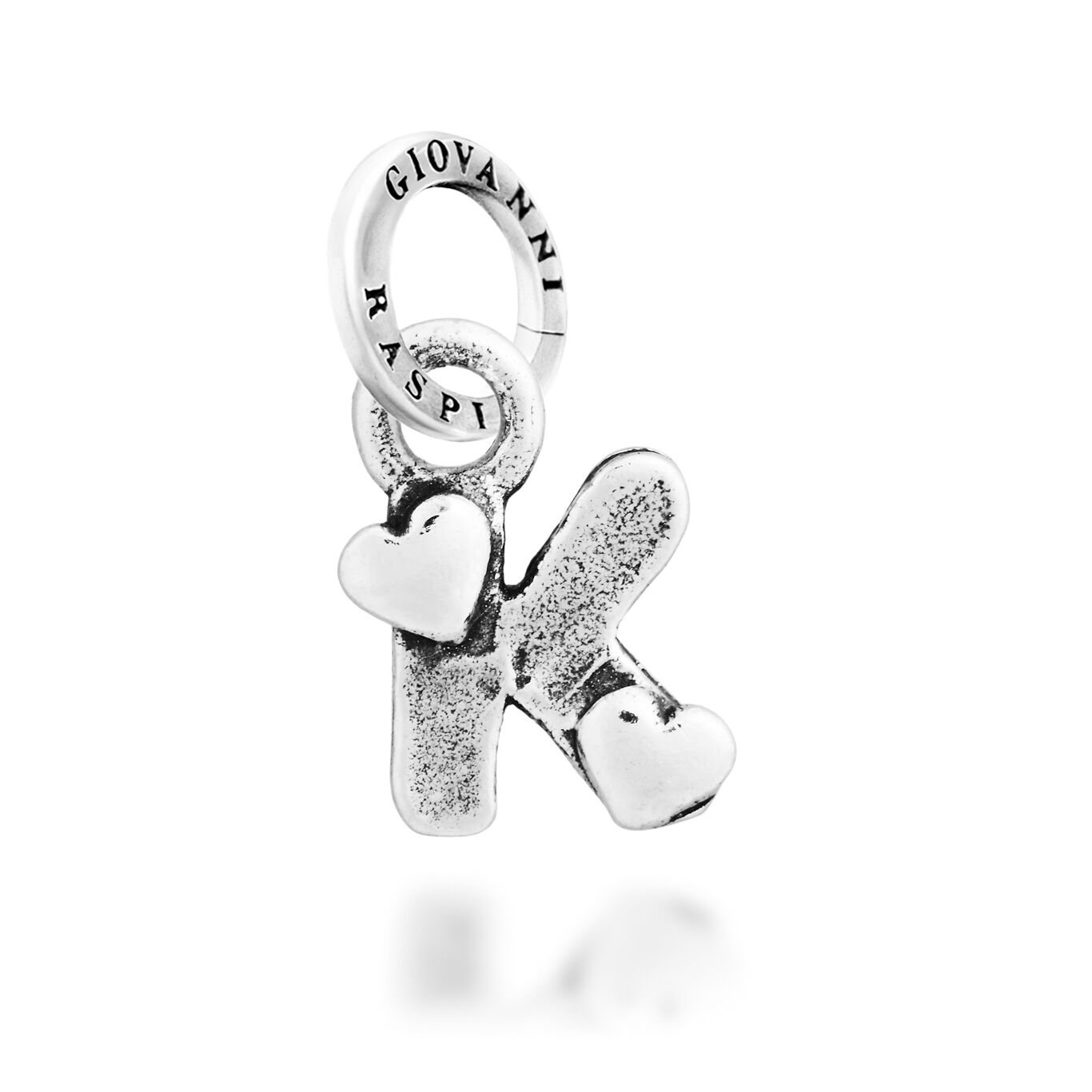 Charm "K" Corazones