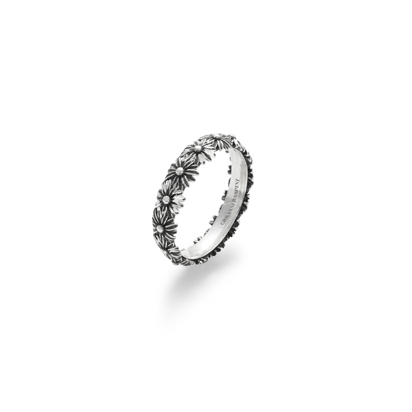 Daisies Shine Band Ring