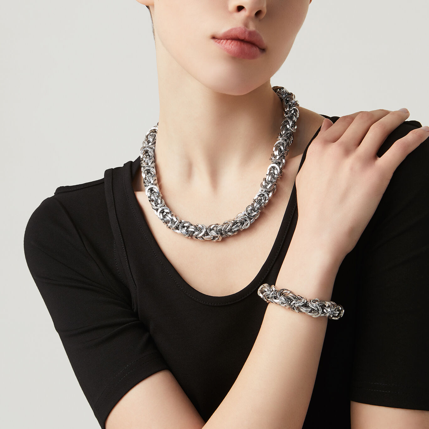 Bracelet mailles byzantines martel&eacute;es, Bracelet en argent massif_image number 2_Giovanni Raspini