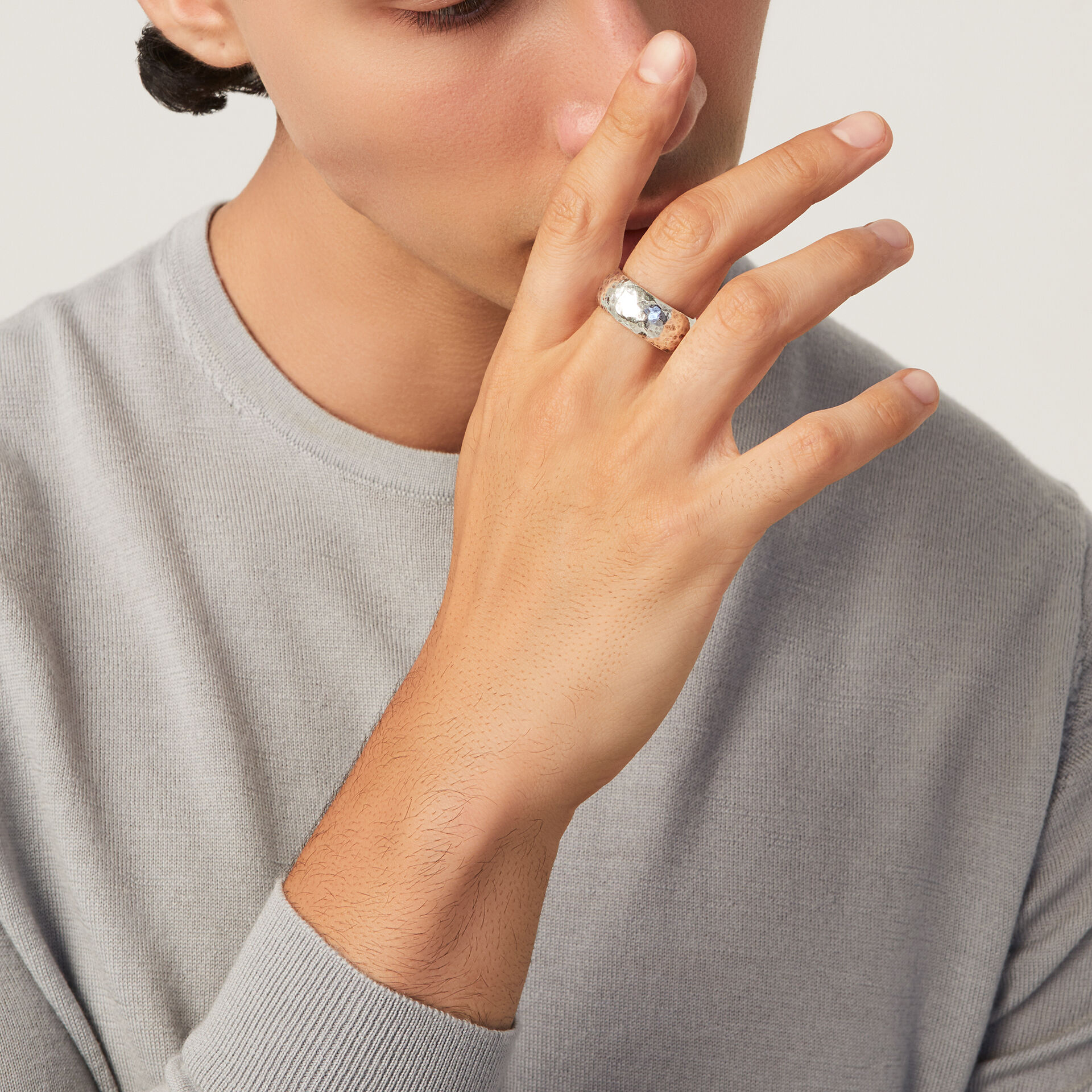 Hammered Big Ring image number 1