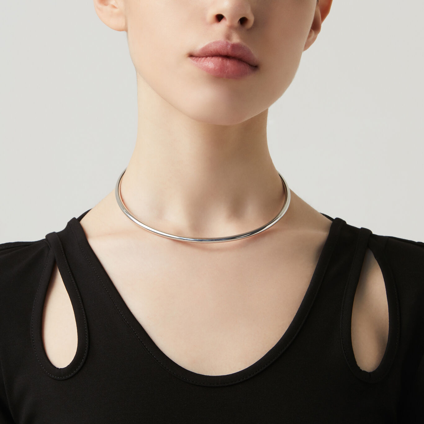 Silk Small Necklace