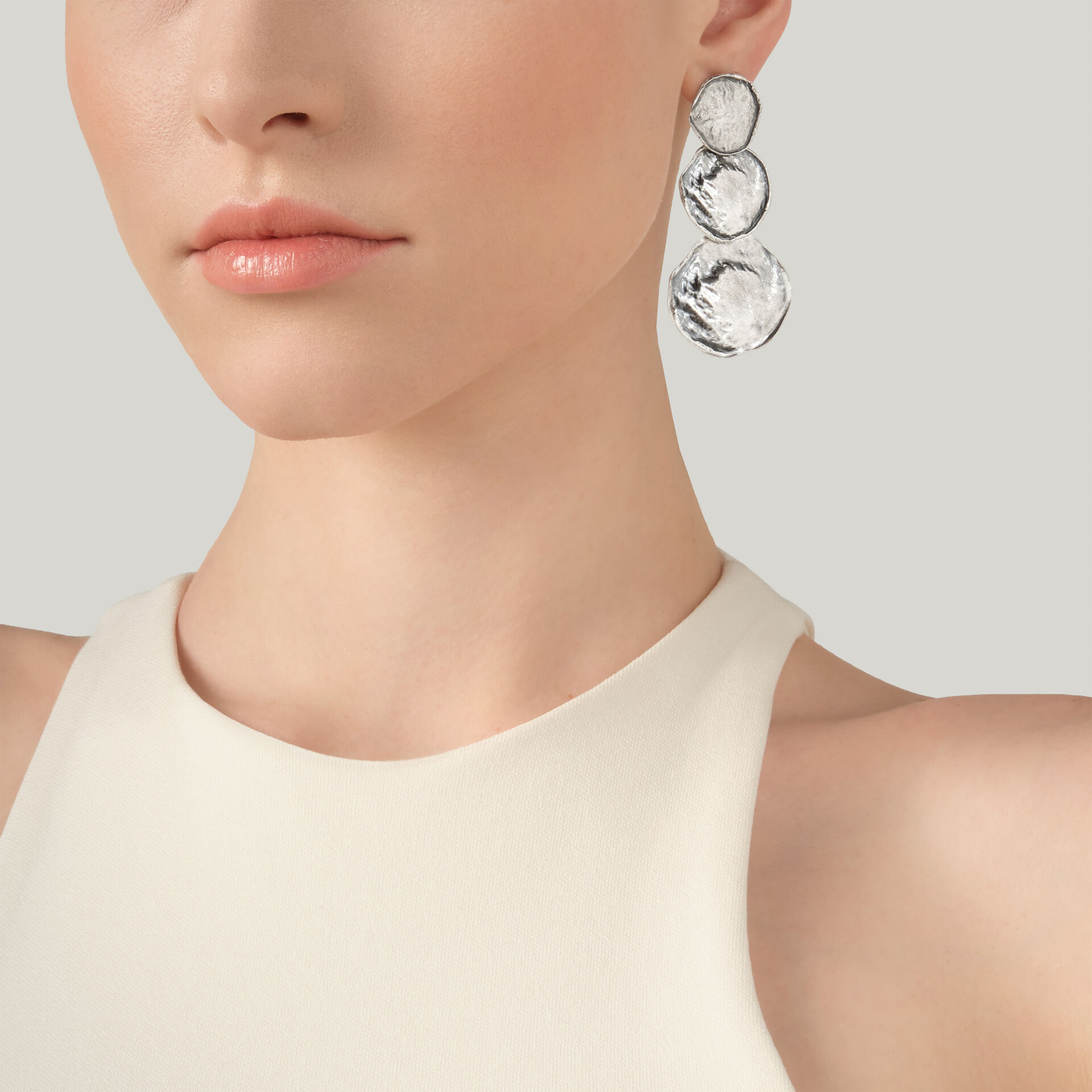 Fuego Drop Earrings image number 1