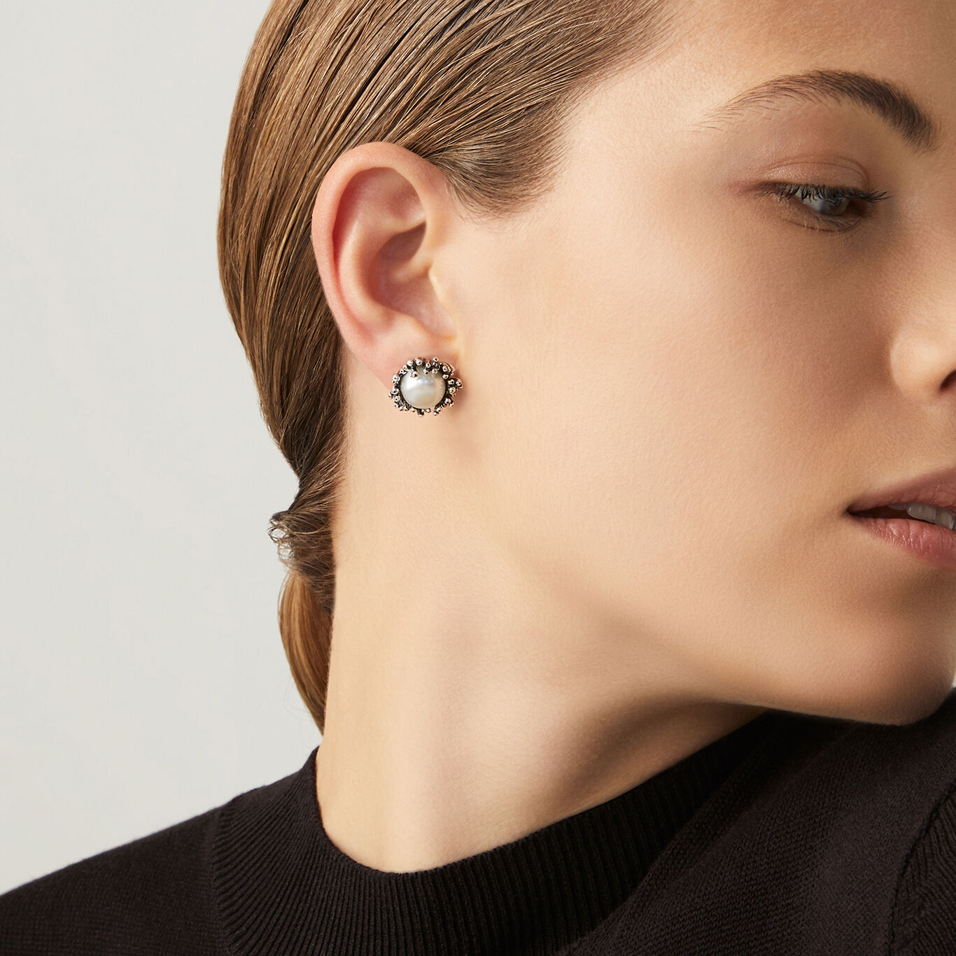 Anemone Stud Earrings