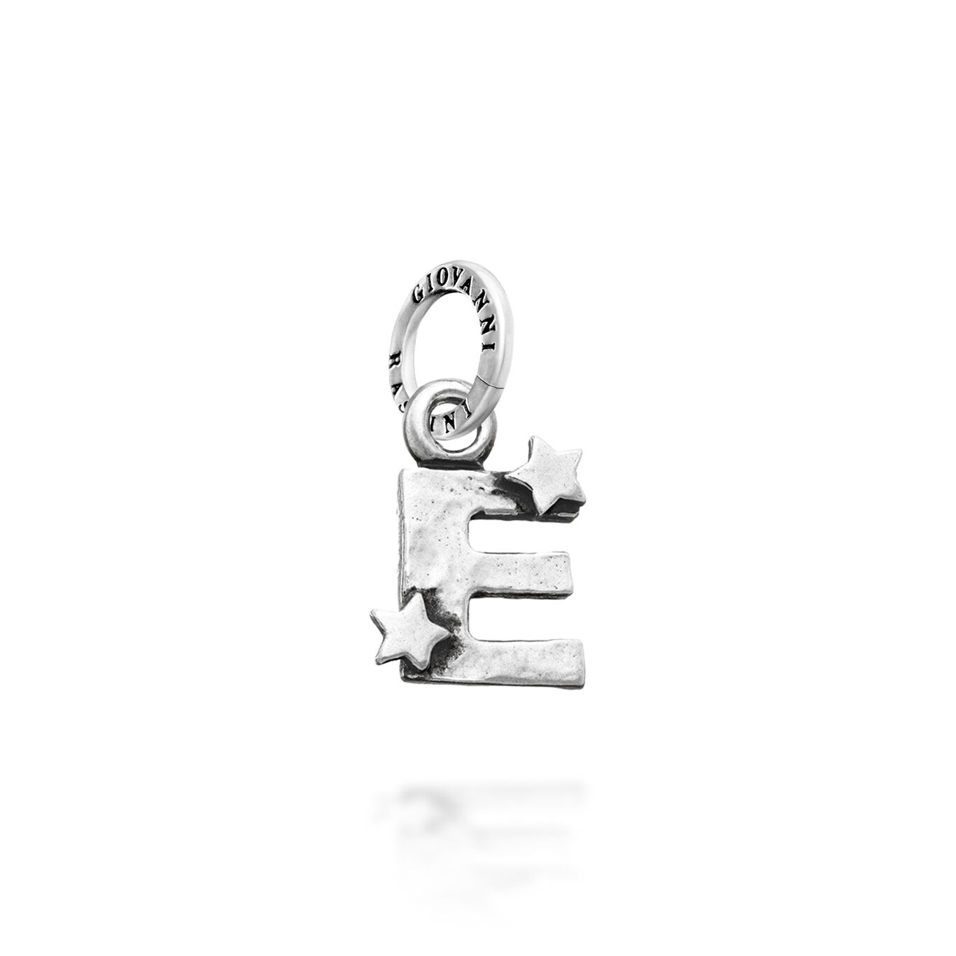 Charm &laquo;E&raquo; con Estrellas
