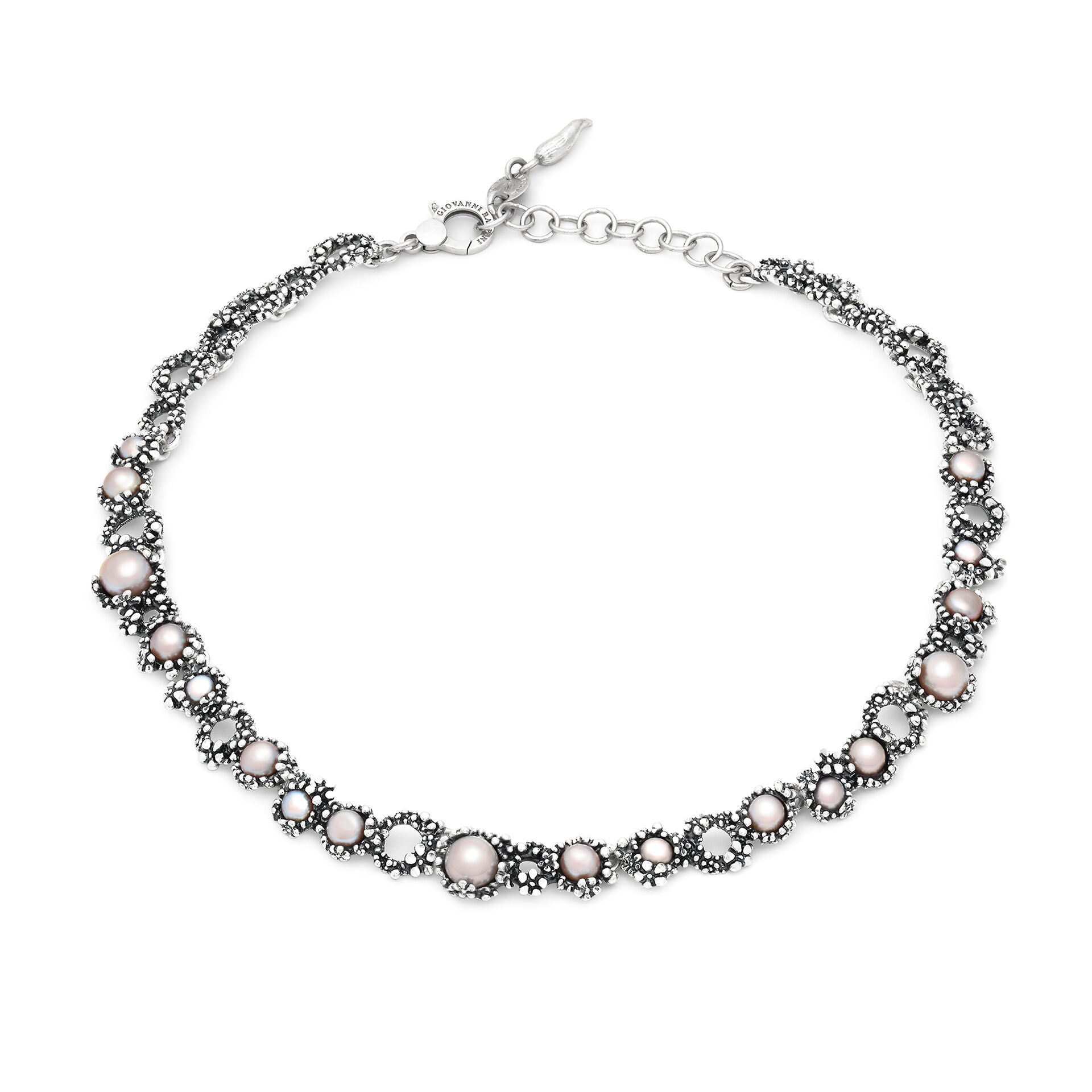 Blossom Small Necklace image number 0