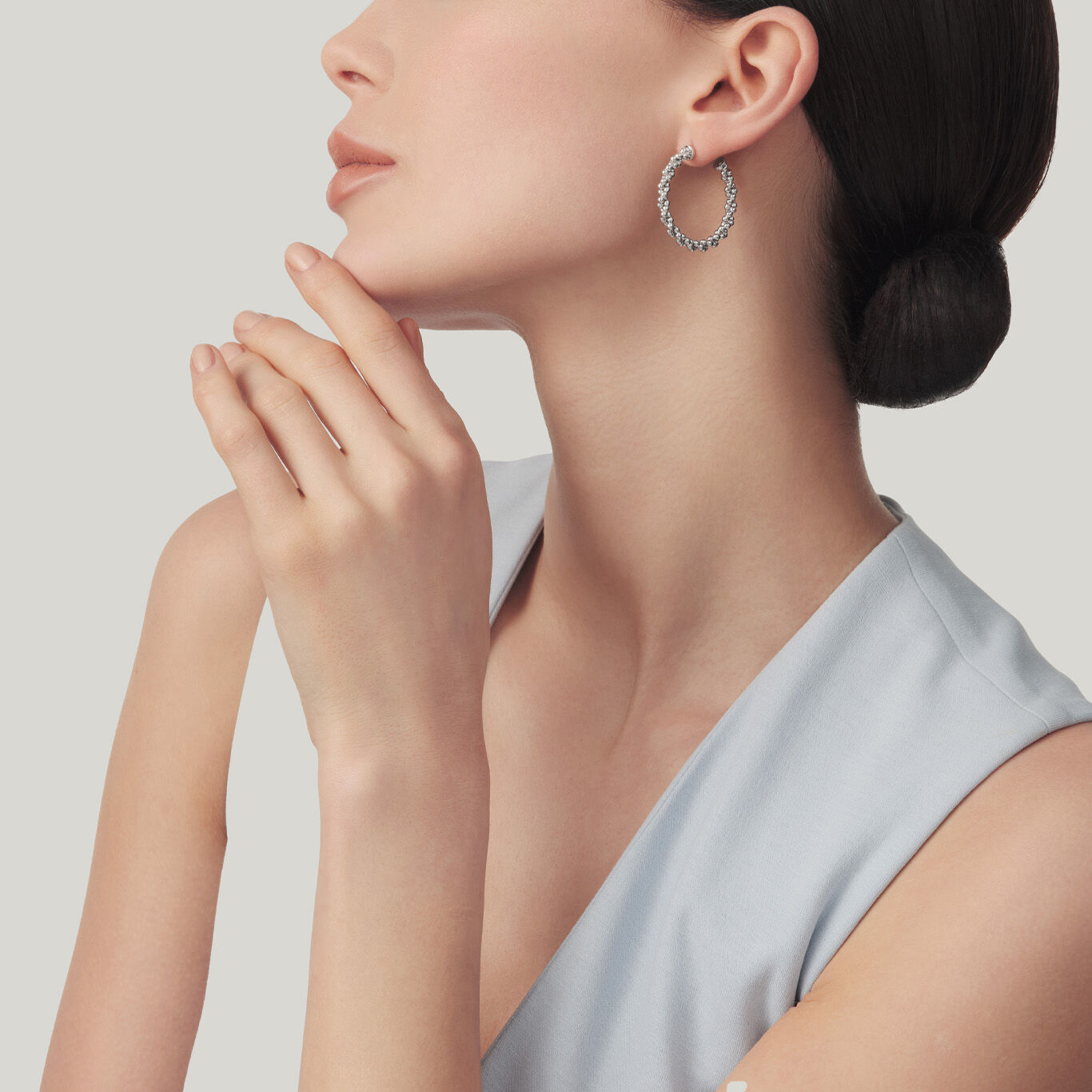 Wheat Chain Medium Hoop Earrings
