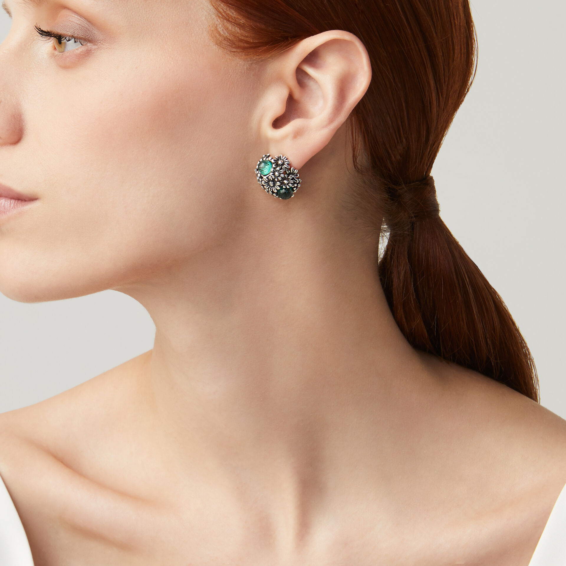 Daisies Garden Earrings image number 1