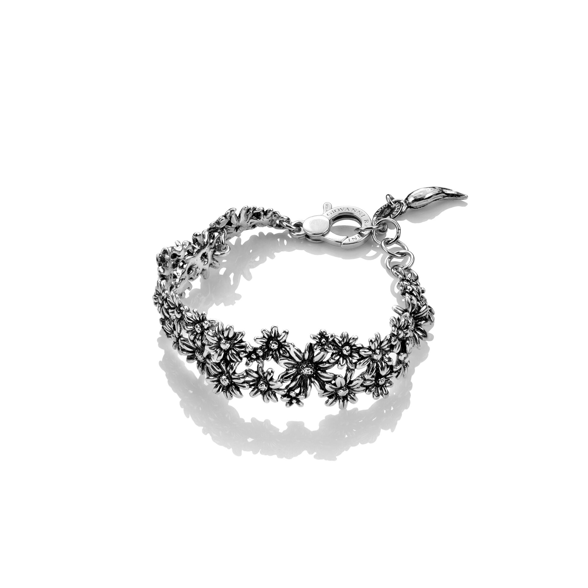 Daisies Bracelet image number 0