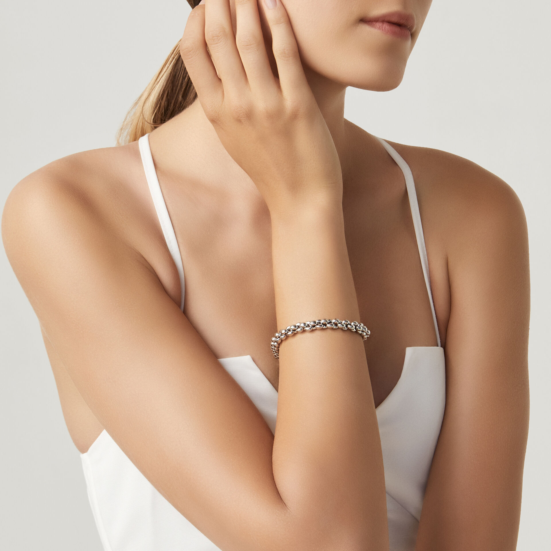 Bold Bracelet image number 1