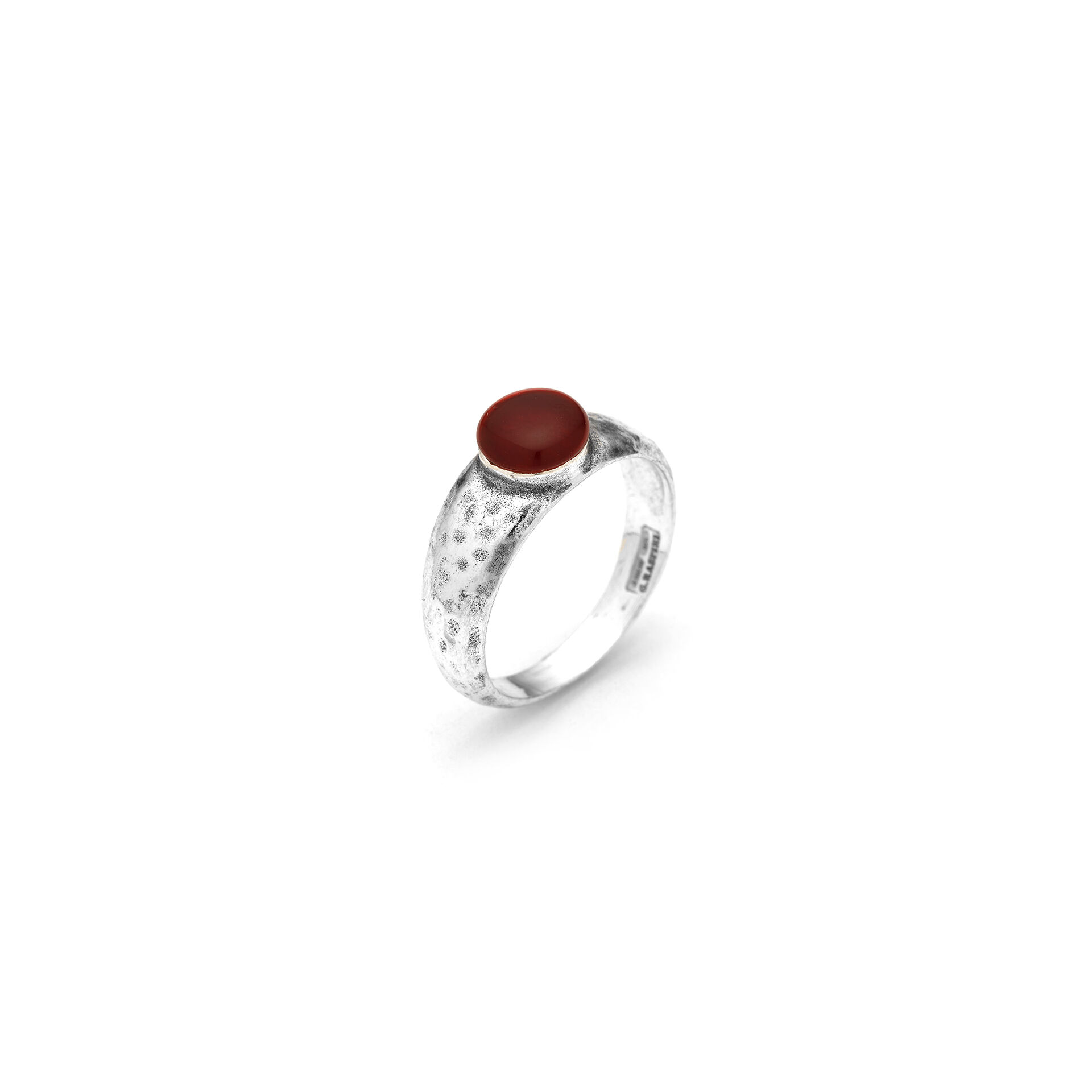 Carnelian Hammered Ring in Sterling Silver and carnelian | Giovanni Raspini
