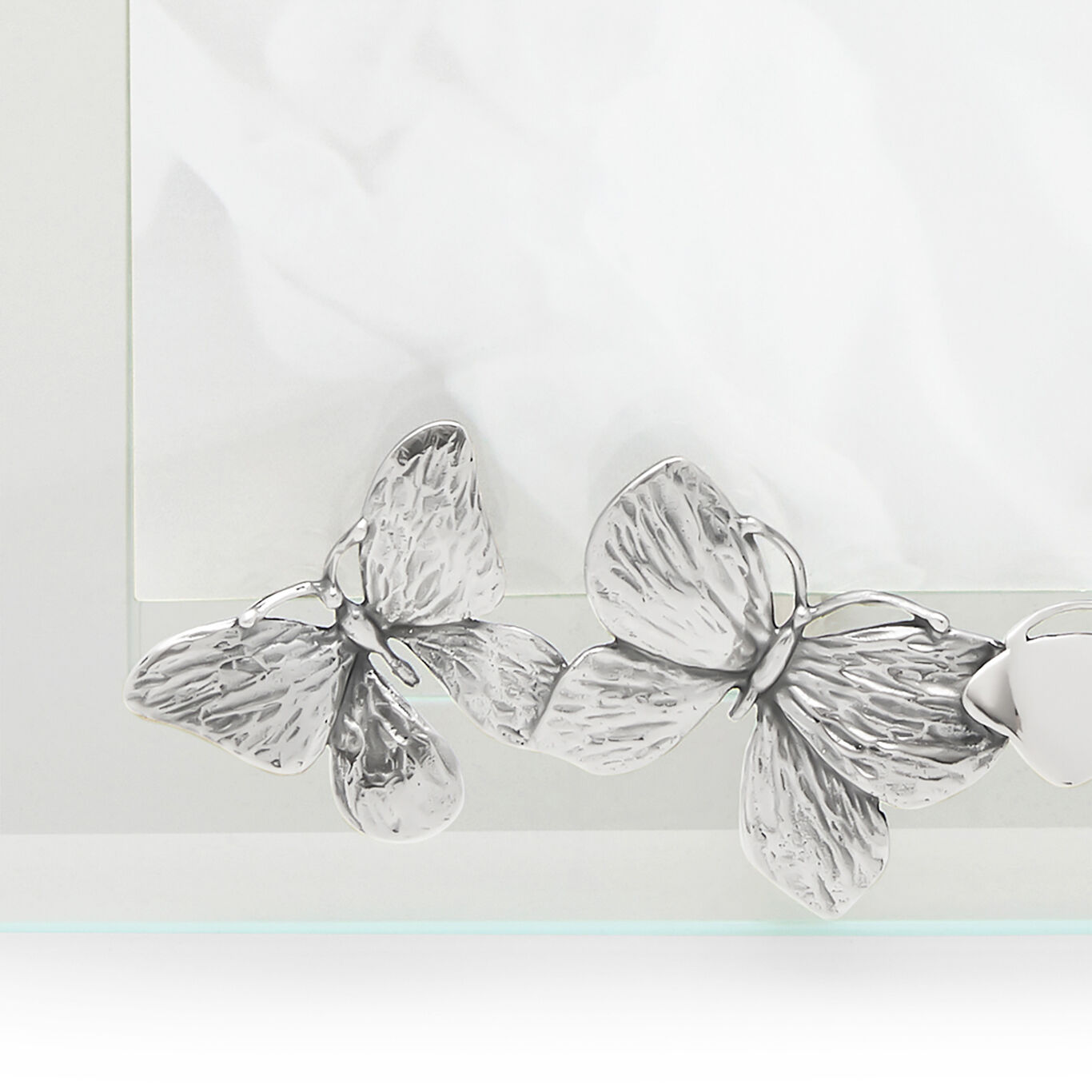 Cadre Encerclé Lumière Papillons, Petit Modèle, Cadre en argent et verre biseauté_image number 10_Giovanni Raspini