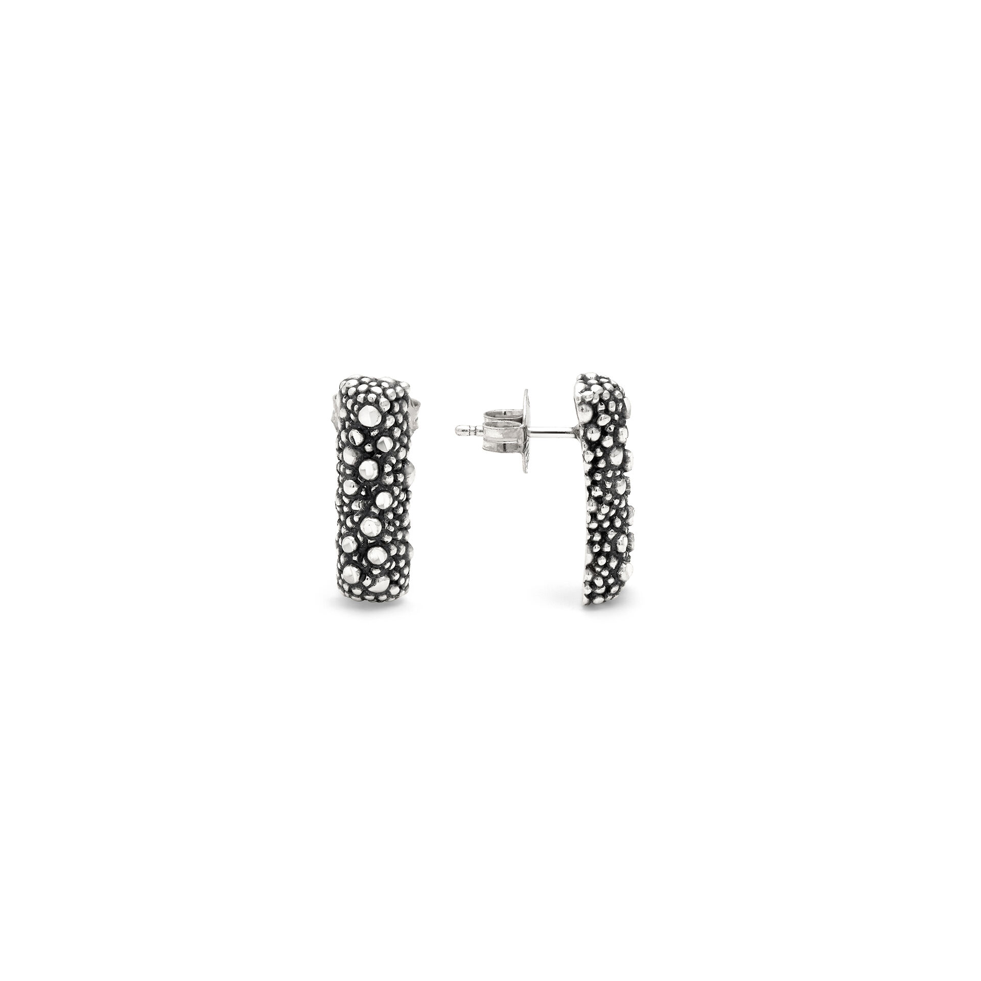 Petit Perlage Small Earrings image number 2