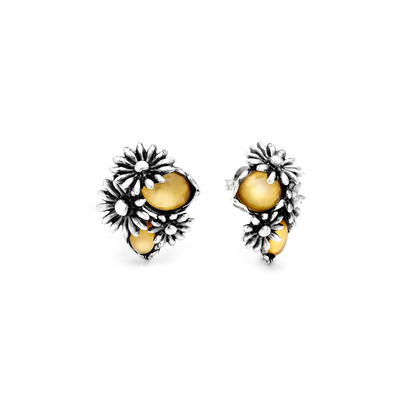 Boucles d'oreilles Marguerite, Boucles d'oreilles en argent massif, nacre et cristal de roche_image number 3_Giovanni Raspini