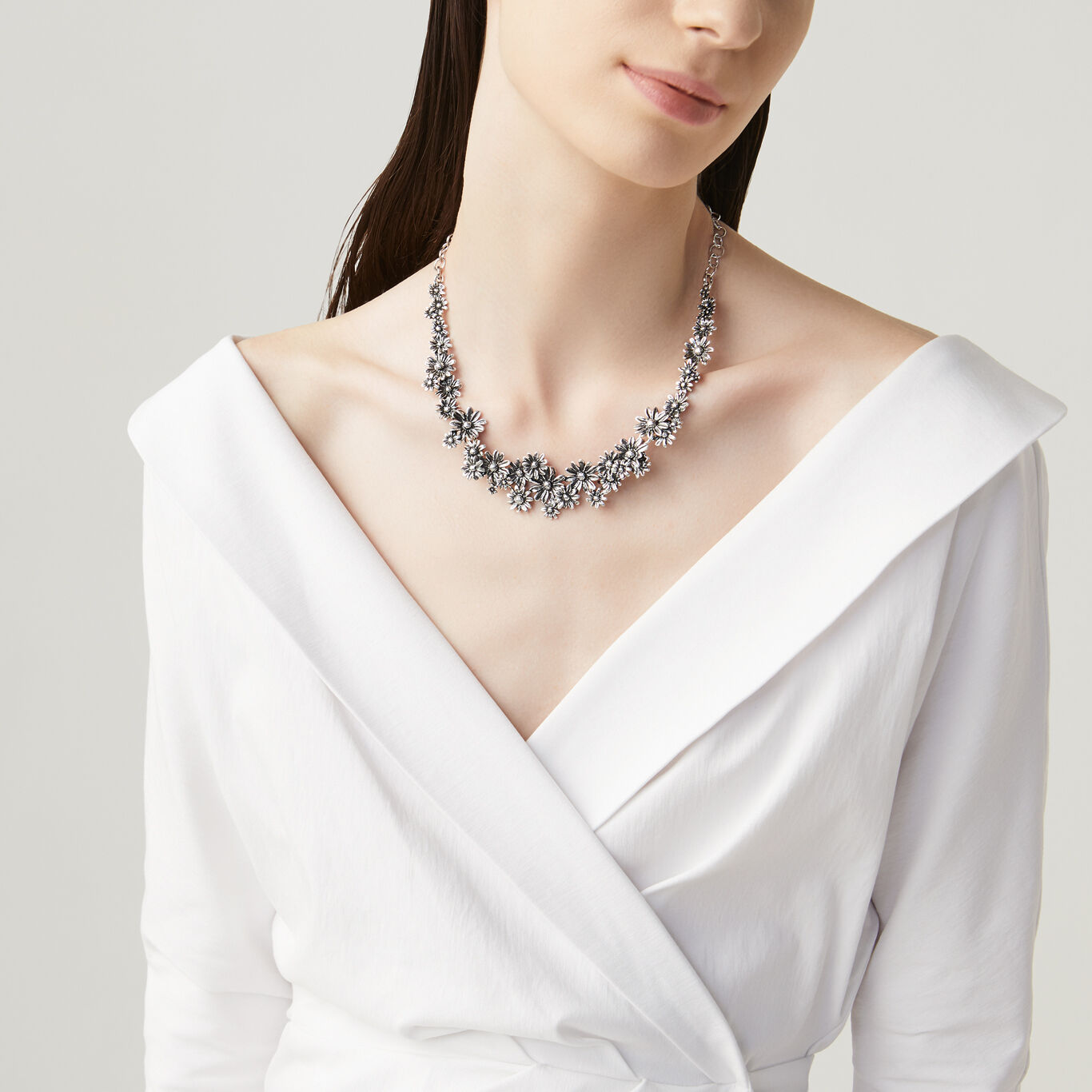 Daisies Necklace, Necklace in Sterling Silver_image number 1_Giovanni Raspini