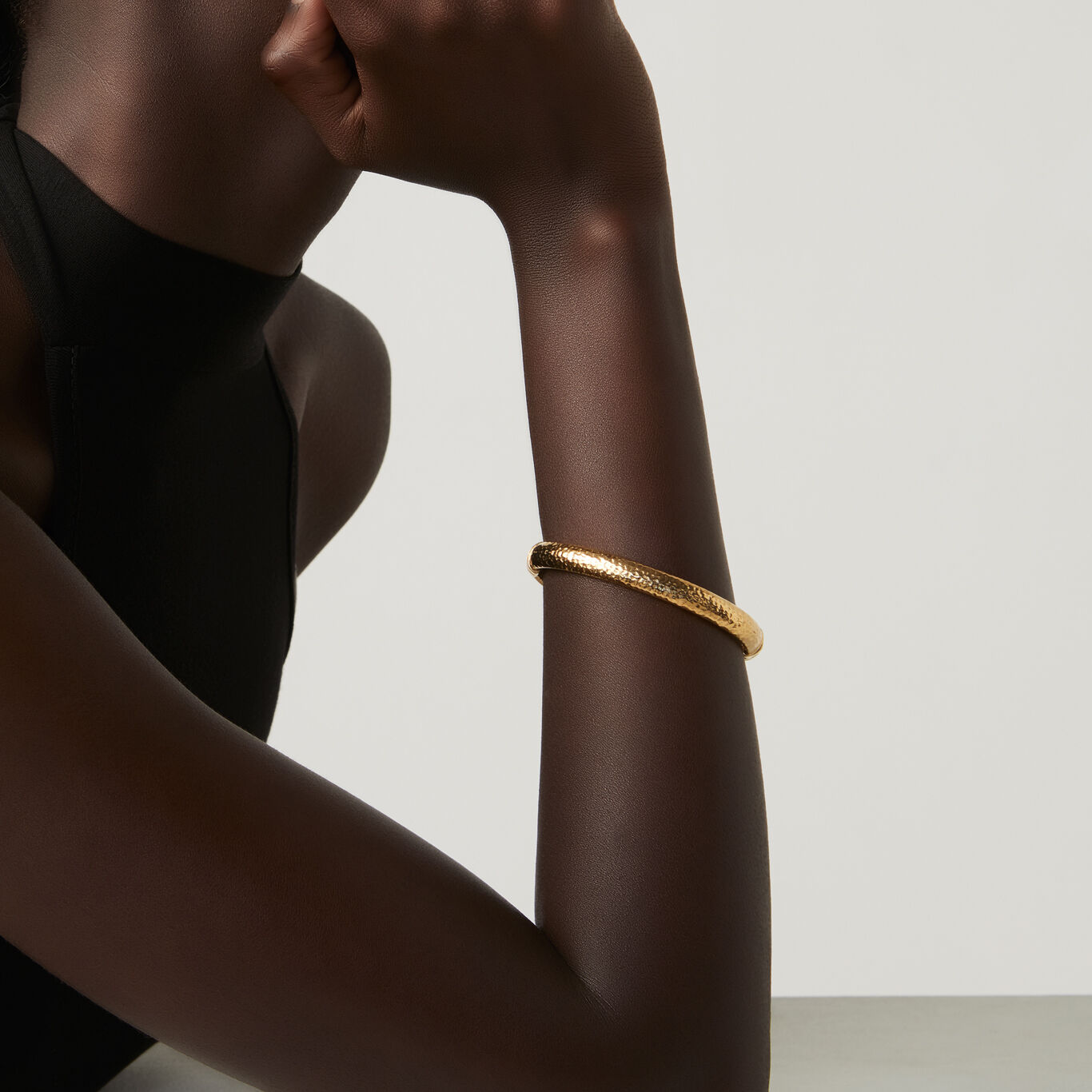 Moon Rock Medium Bangle, Bangle in gold-plated Sterling Silver_image number 1_Giovanni Raspini