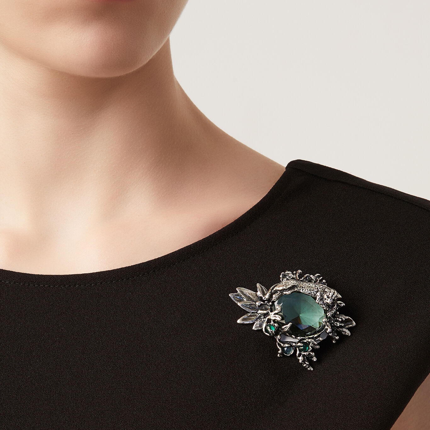 Amazonia Brooch, Sterling silver brooch with green quartz and siamites_image number 1_Giovanni Raspini