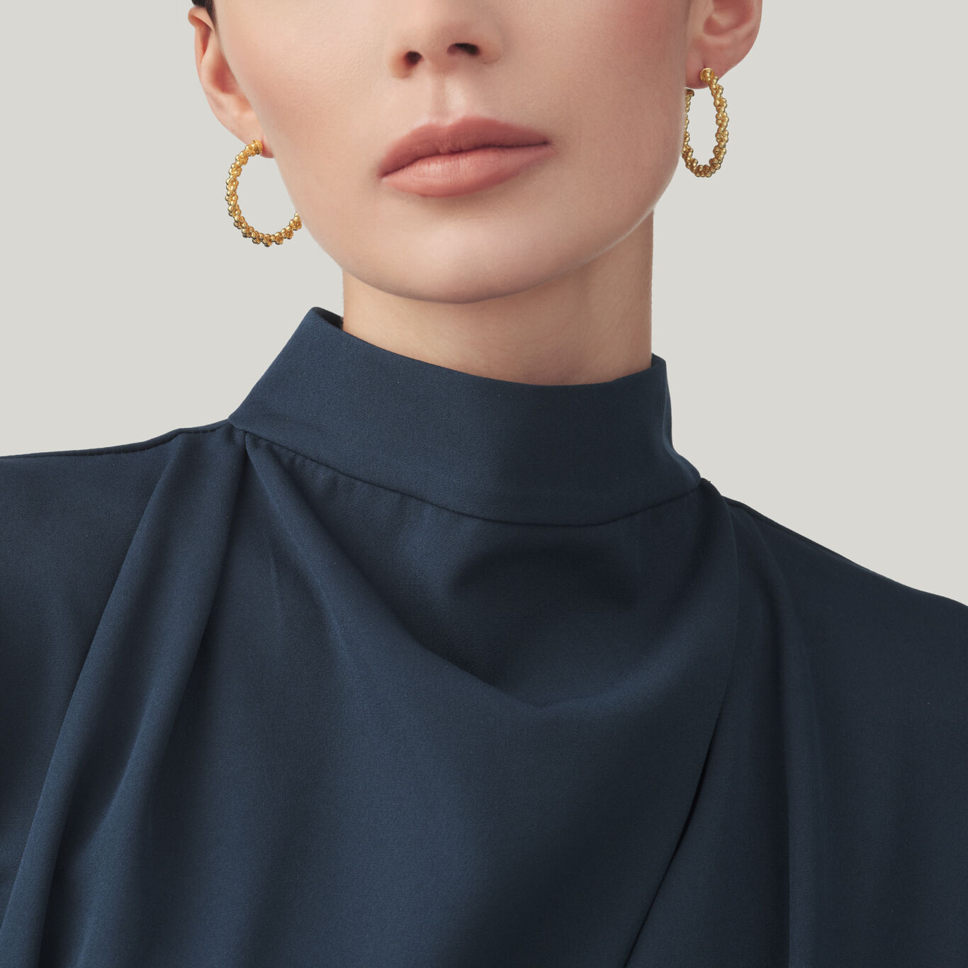 Wheat Chain Medium Hoop Earrings