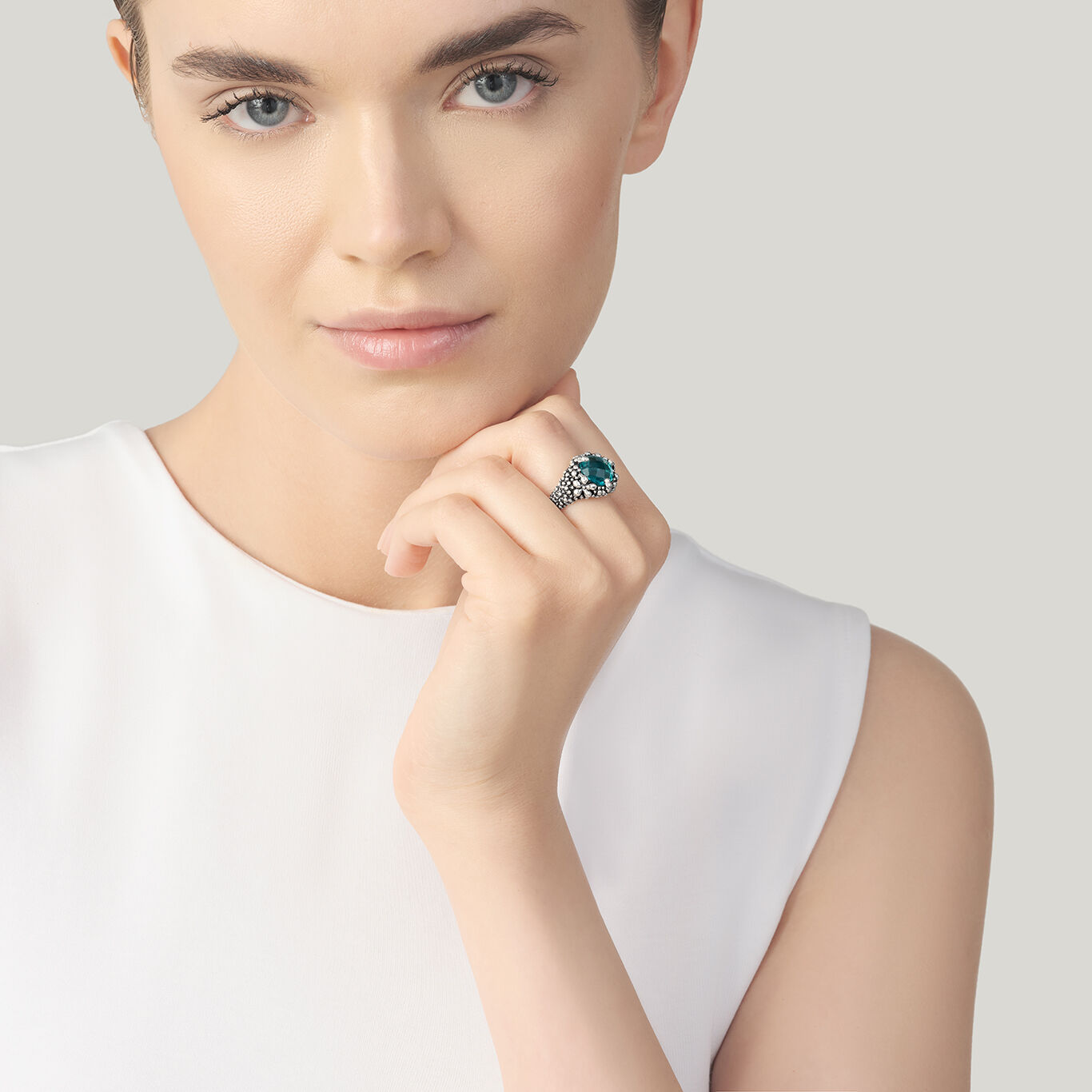 Blue Ivy Big Ring, Ring in sterling silver with blue crystal_image number 1_Giovanni Raspini