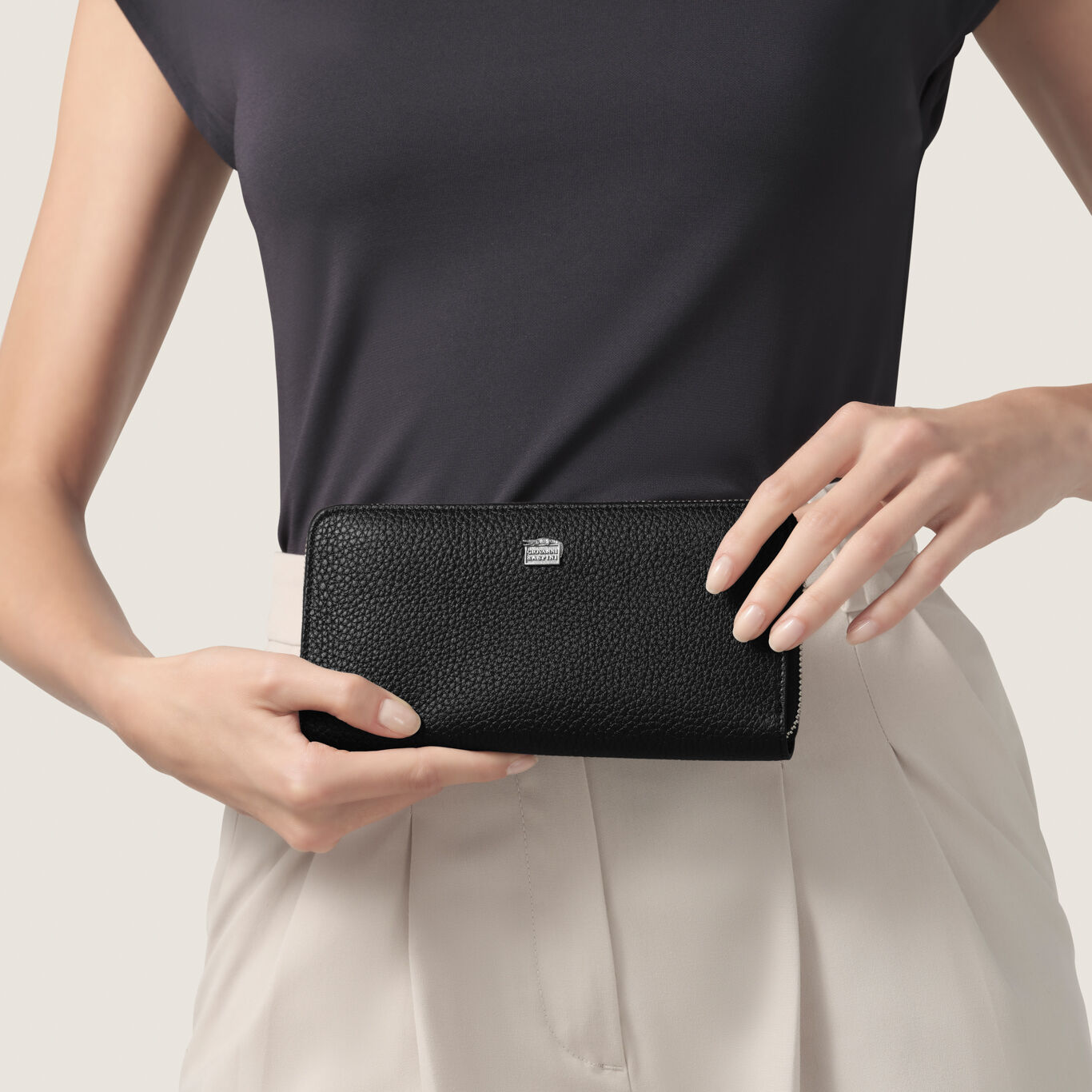 Portafoglio con Zip Grande Pelle Goffrata