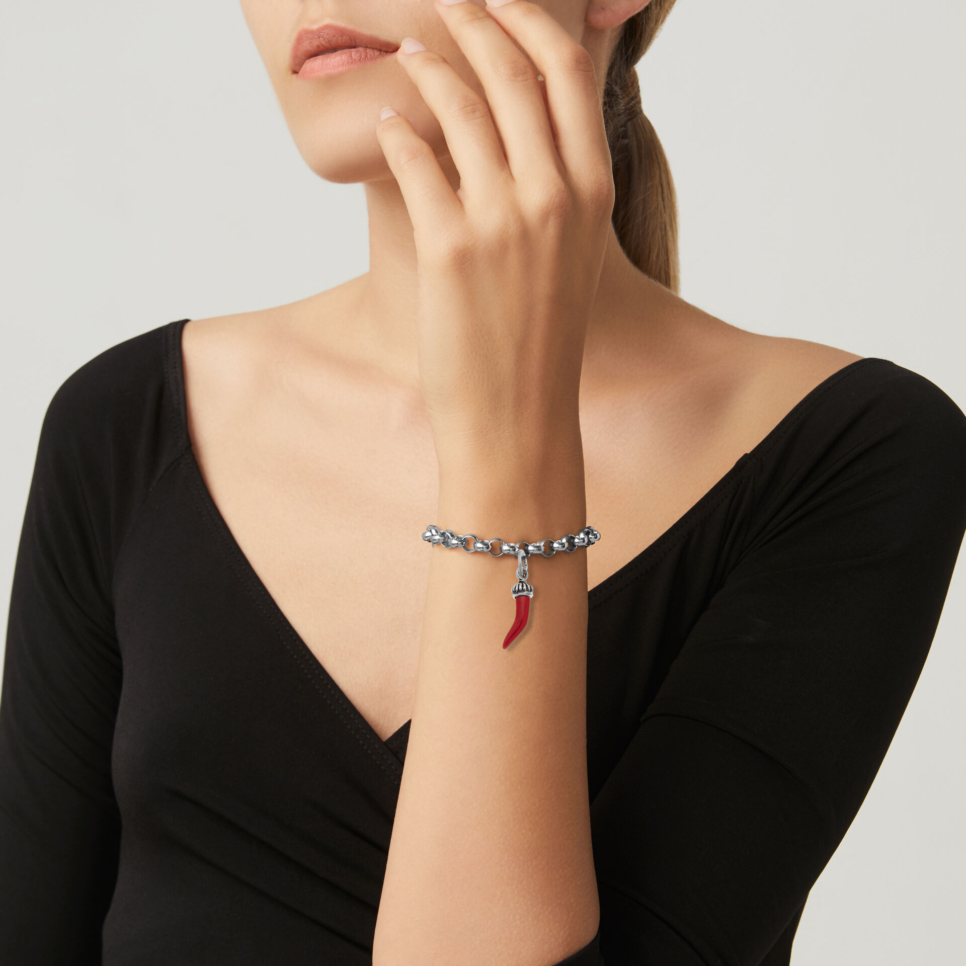 Charm Rotes Horn Kuppel image number 1