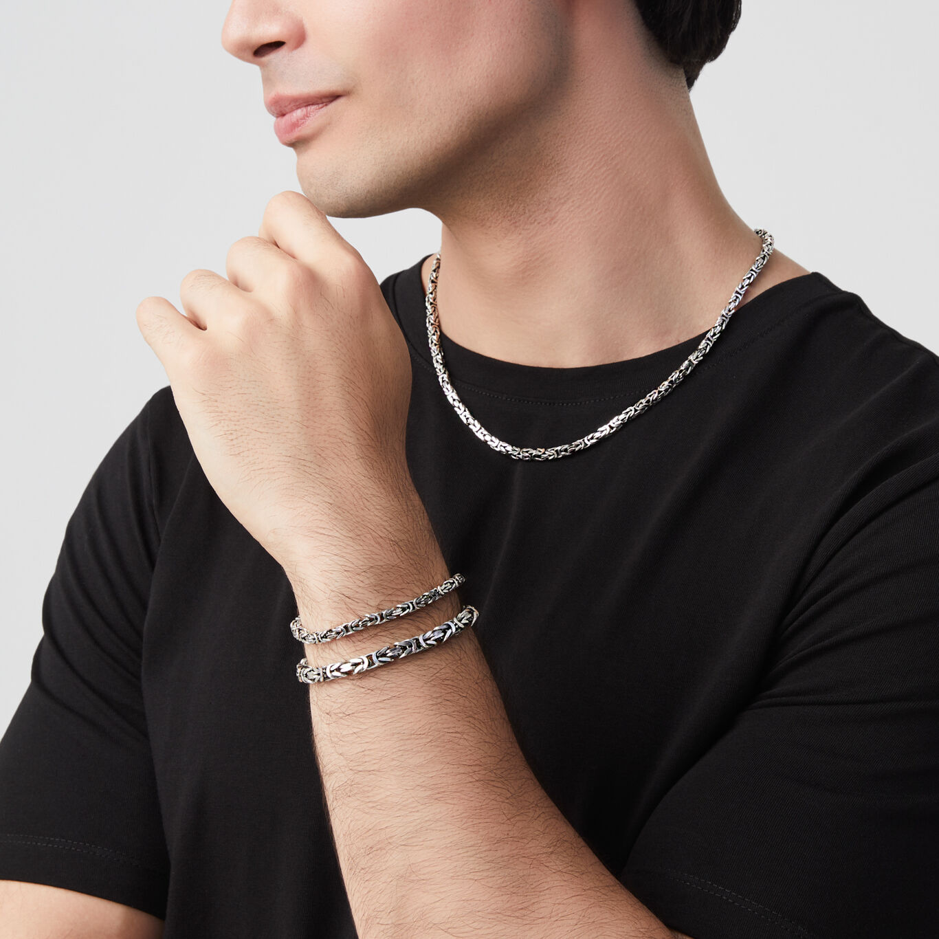 Collier Mailles Byzantines Carr&eacute;, Petit Mod&egrave;le, Collier en argent massif_image number 1_Giovanni Raspini