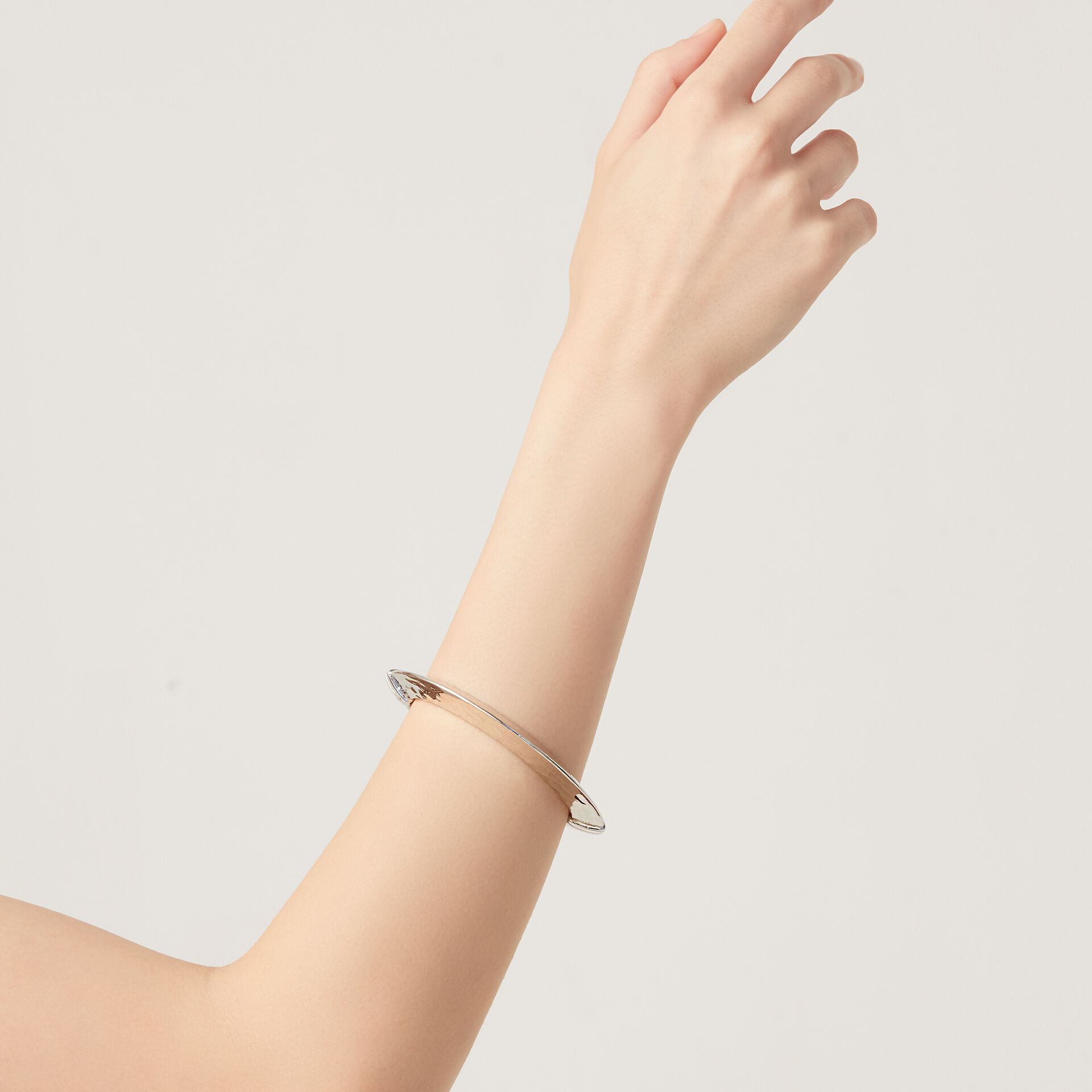 Blade Bangle image number 1