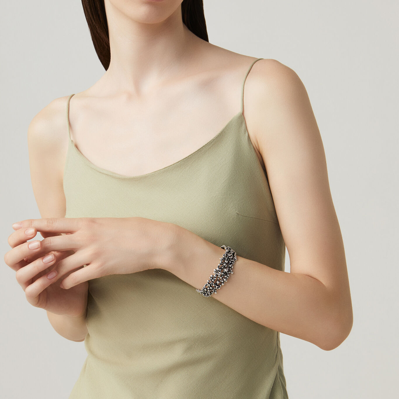 Perlage Bangle, Bangle in Sterling Silver_image number 1_Giovanni Raspini