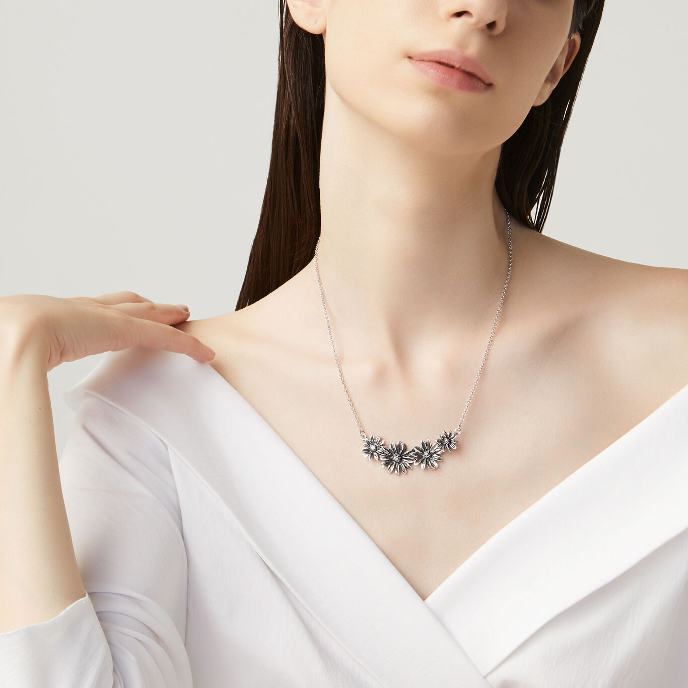 Collana Swing Margherite, Collana in Argento 925_image number 1_Giovanni Raspini