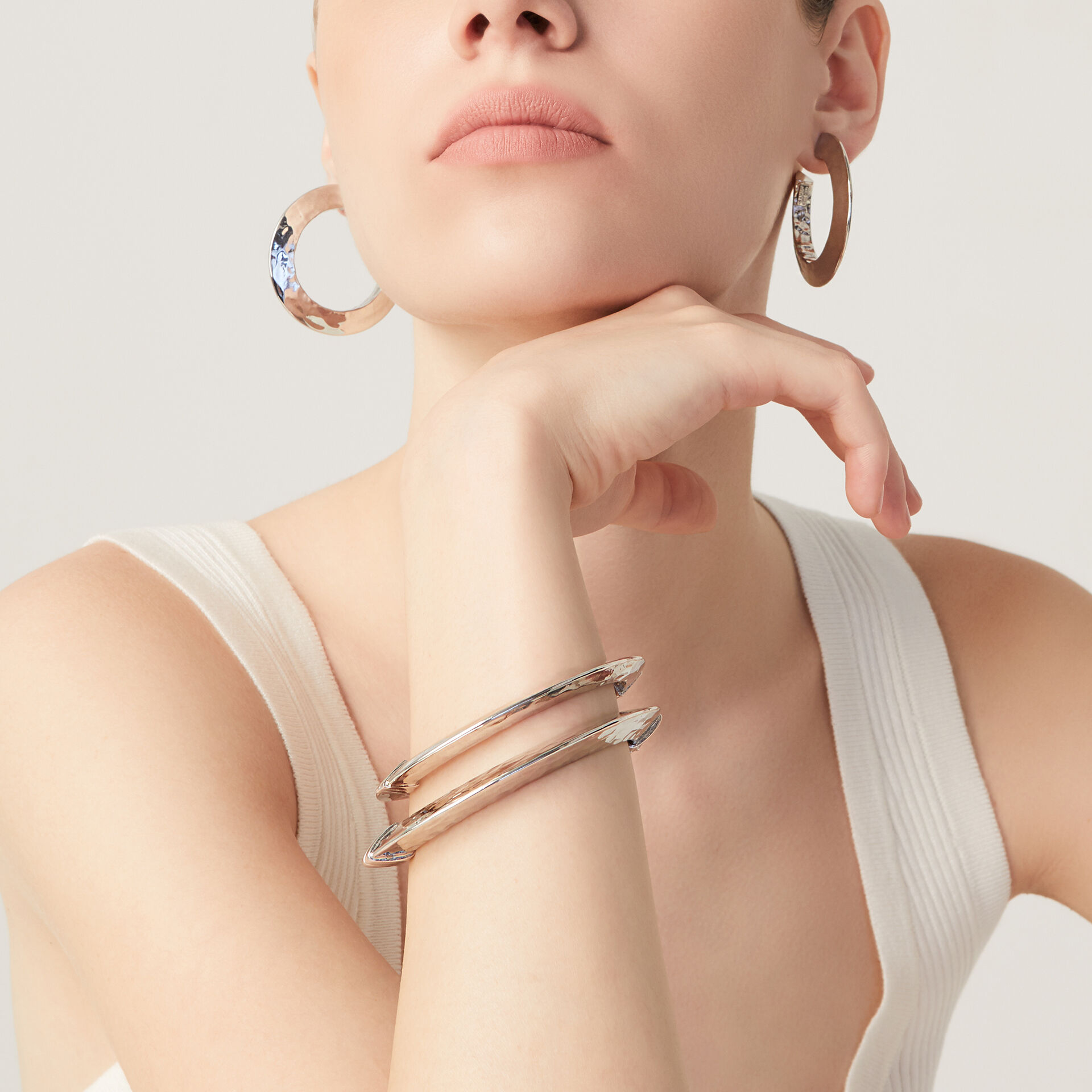 Blade Earrings image number 3