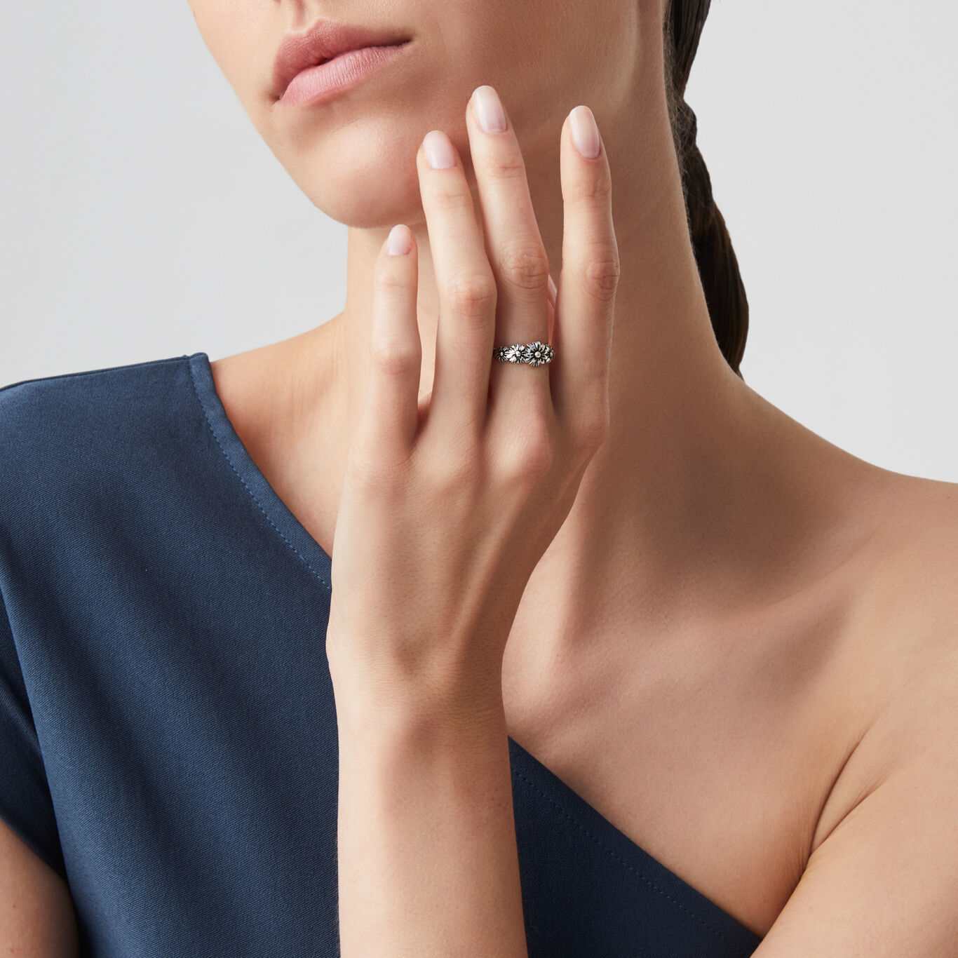 Daisies Shine Ring, Ring in Sterling Silver_image number 1_Giovanni Raspini