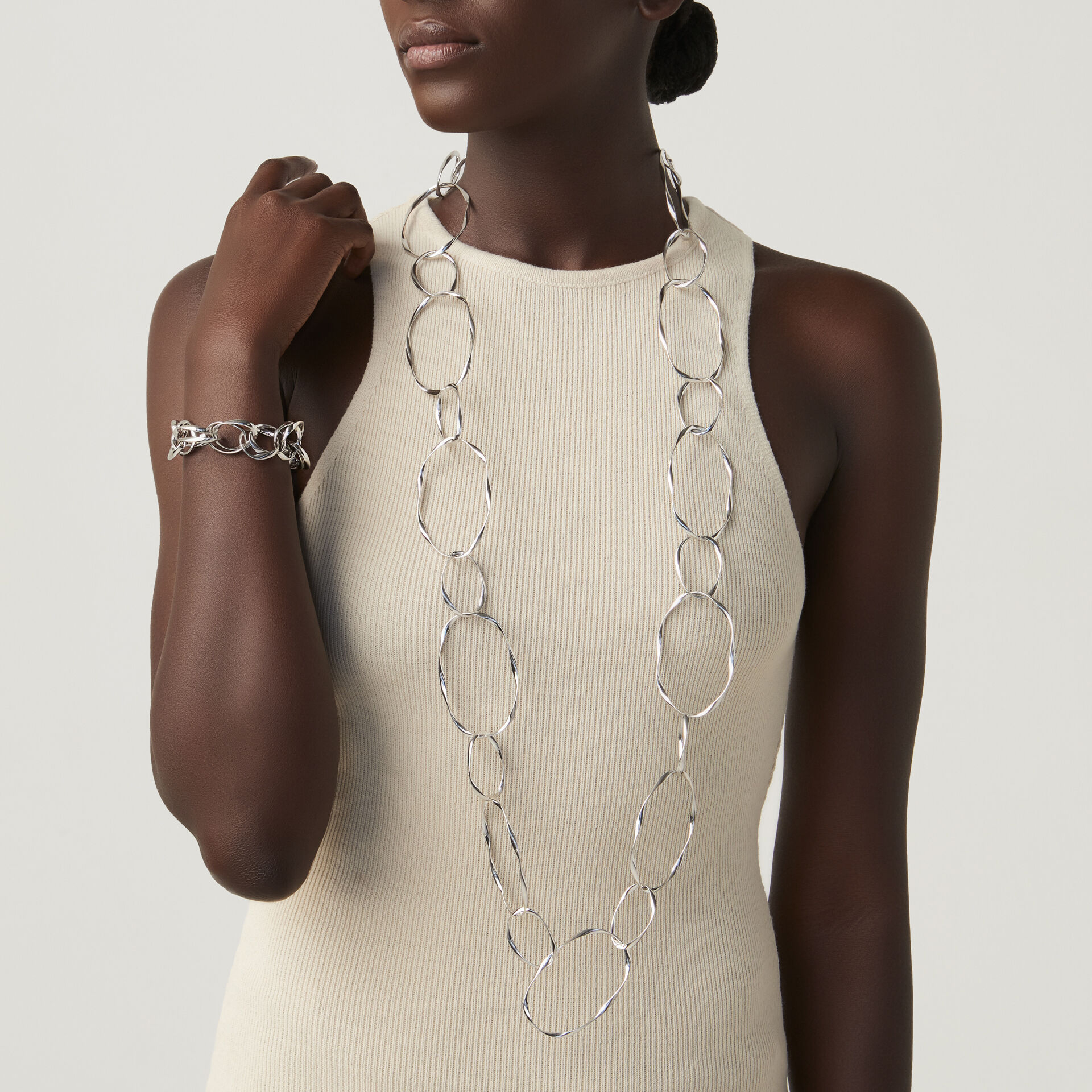 Brooklyn Long Necklace image number 2