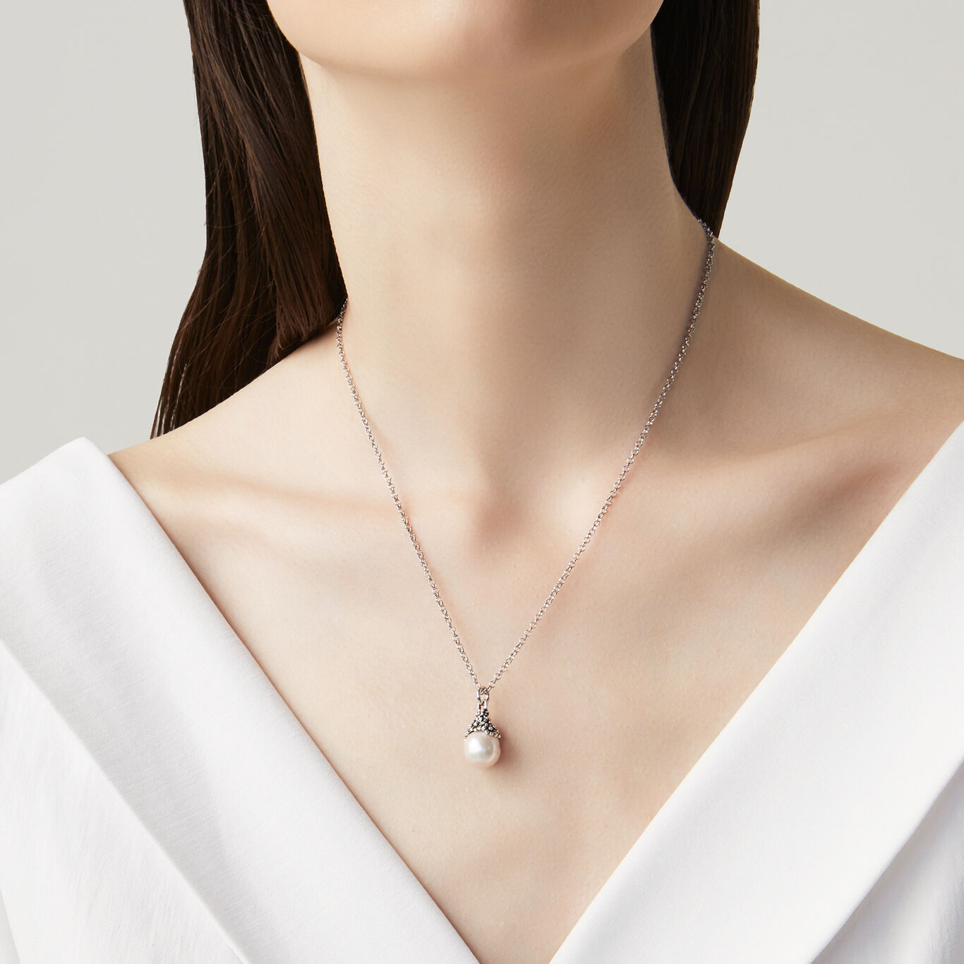 Daisies Drop Pendant, Necklace in Sterling Silver and natural pearl_image number 1_Giovanni Raspini