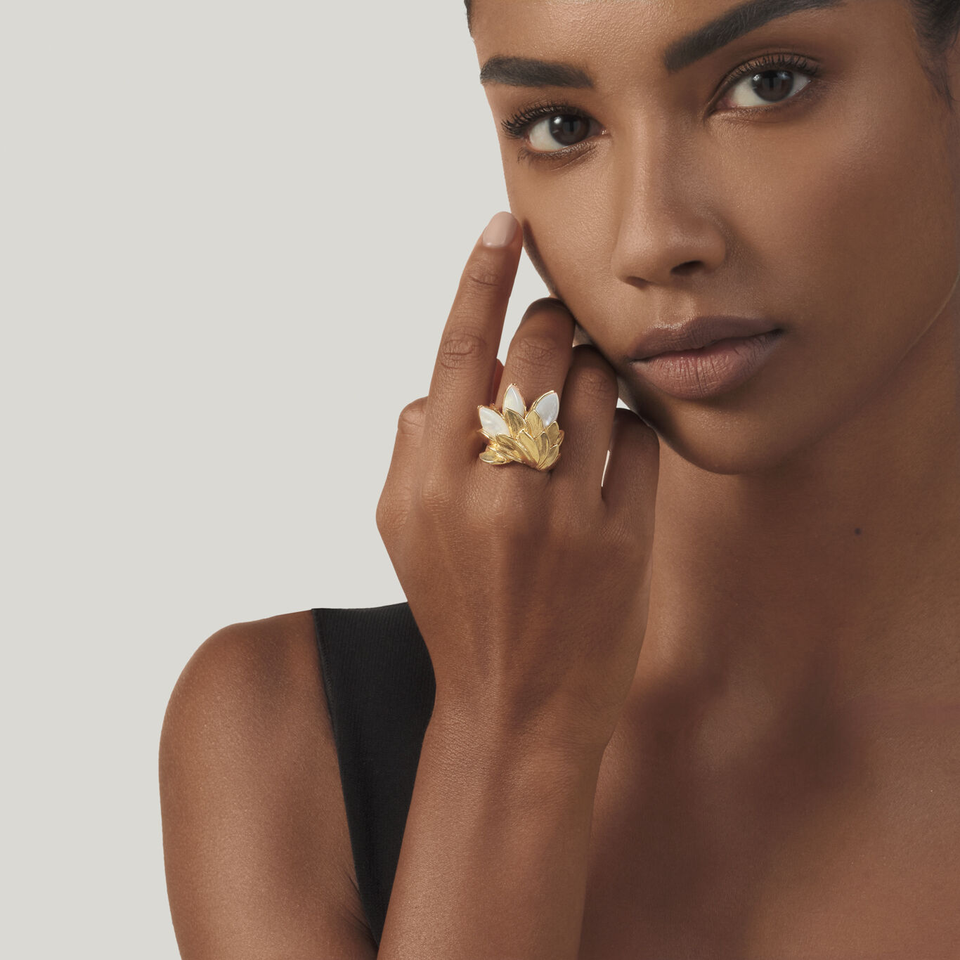Anello Skin Madreperla