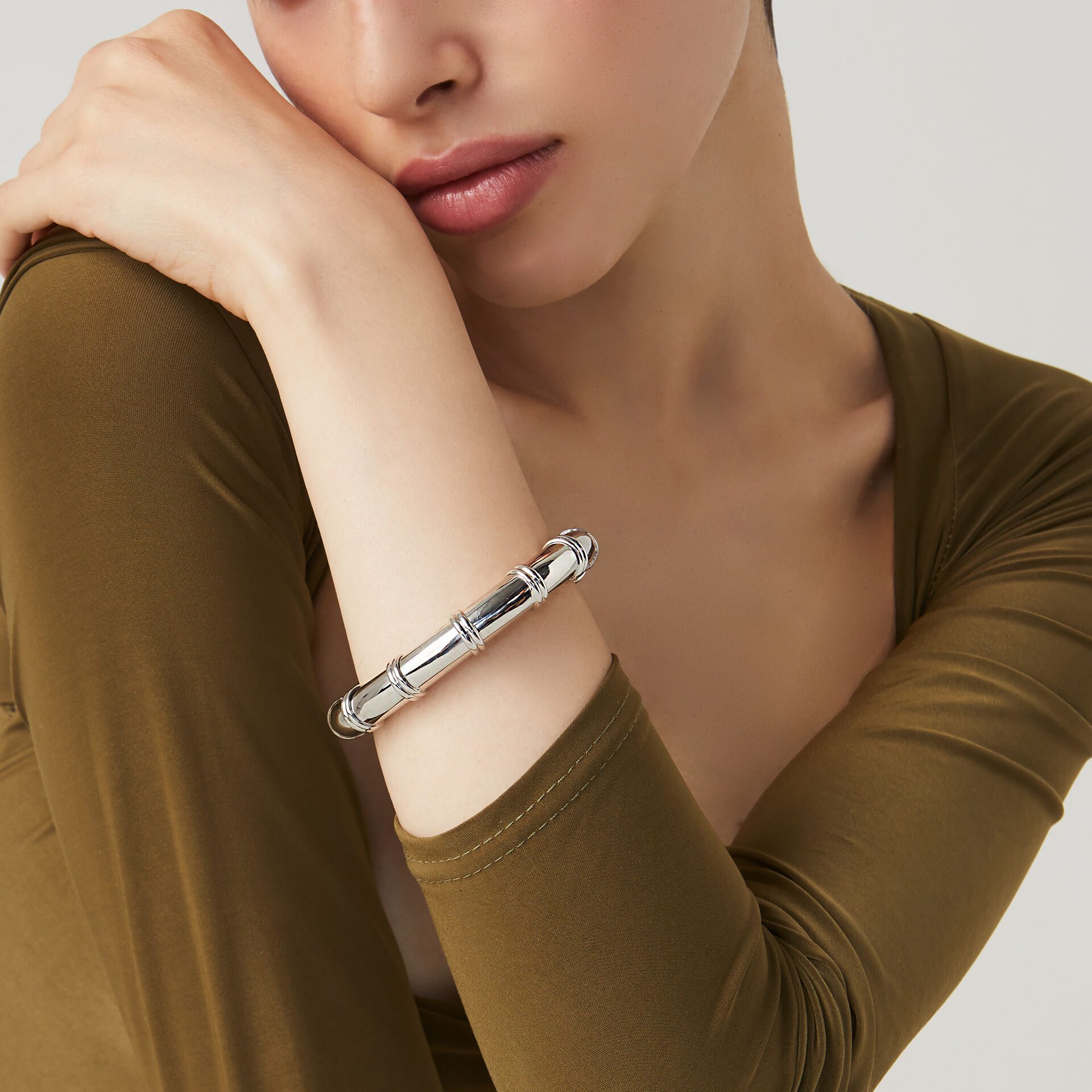 Jackie Big Bangle image number 1