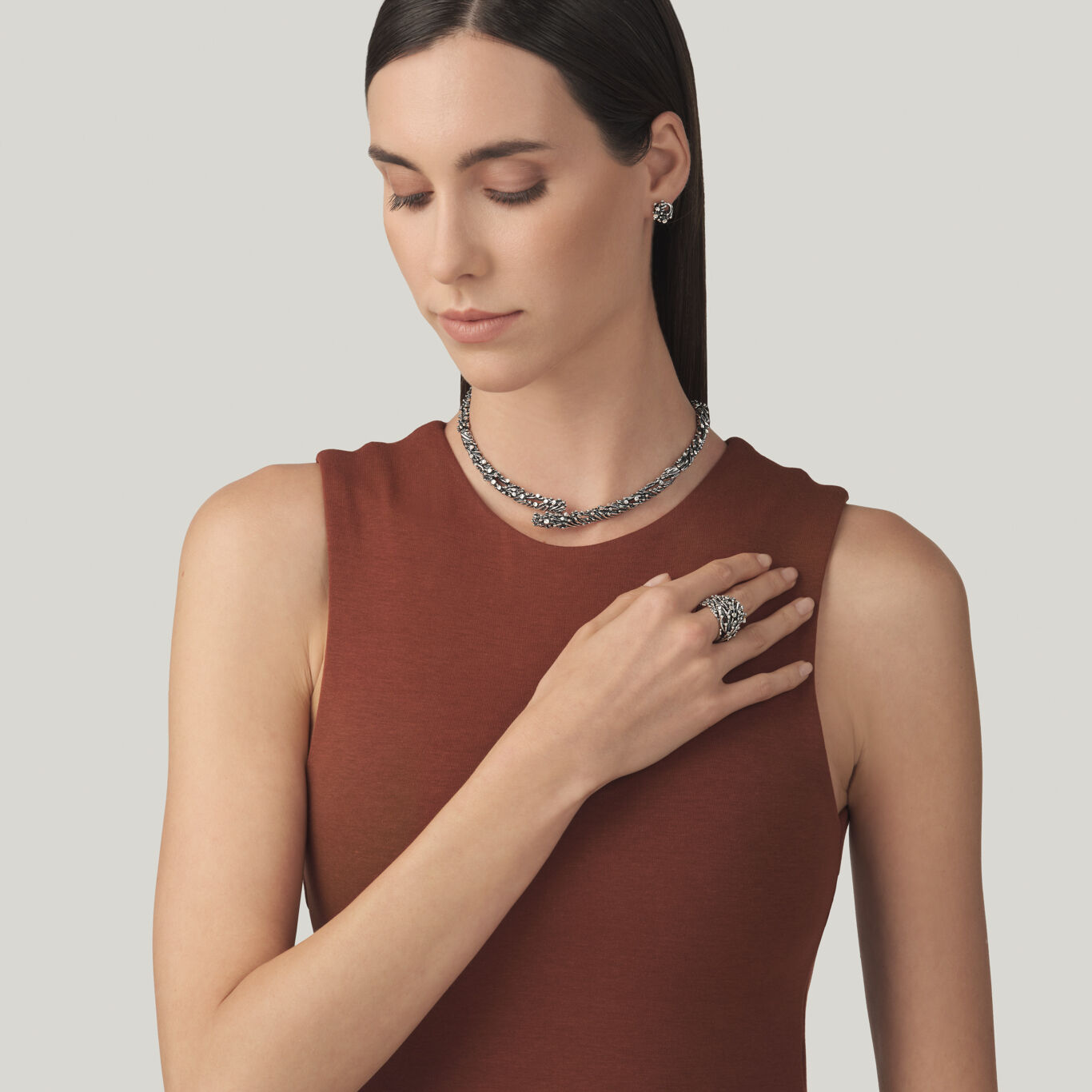 Selene Necklace, Necklace in Sterling Silver_image number 2_Giovanni Raspini