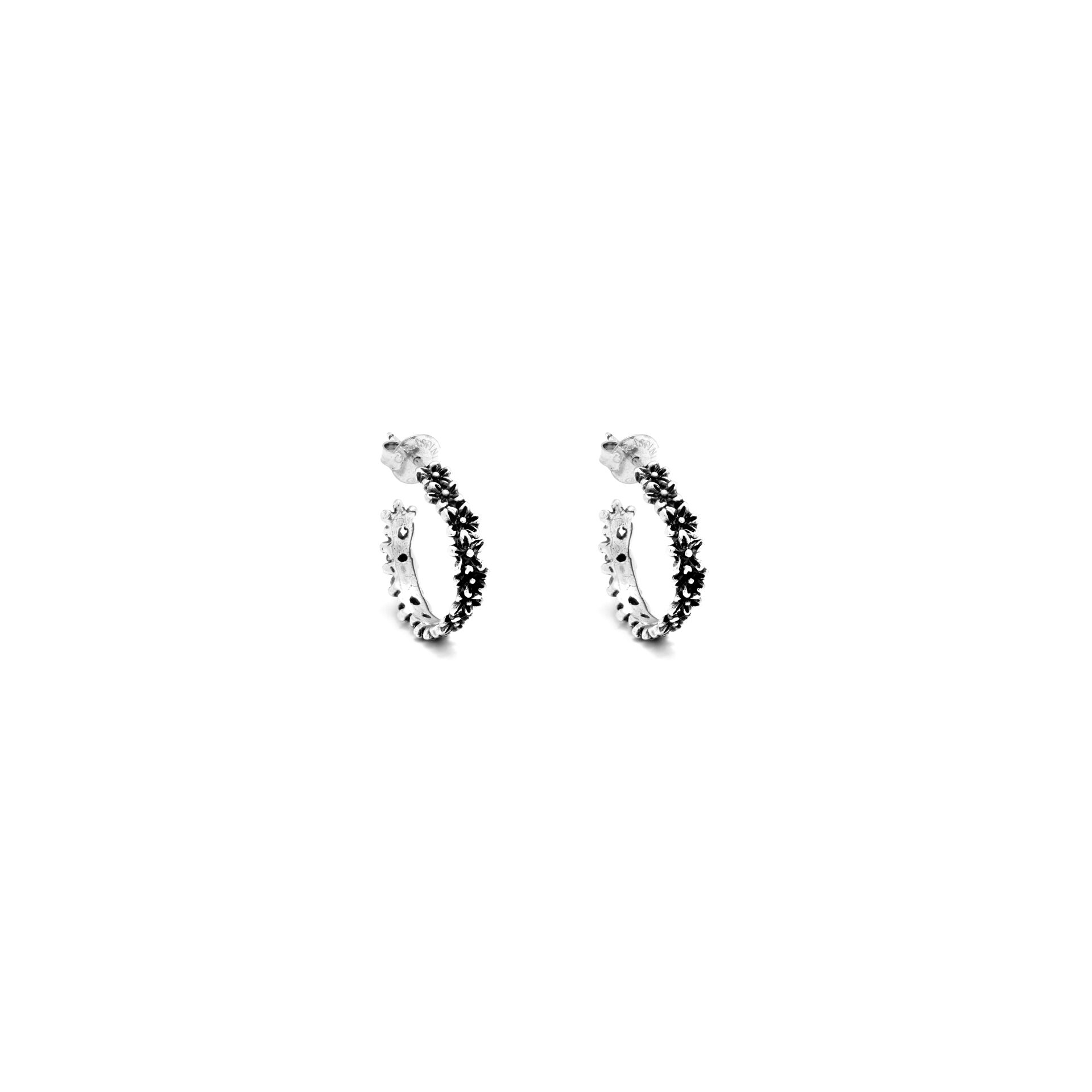 Daisies Hoop Earrings image number 0