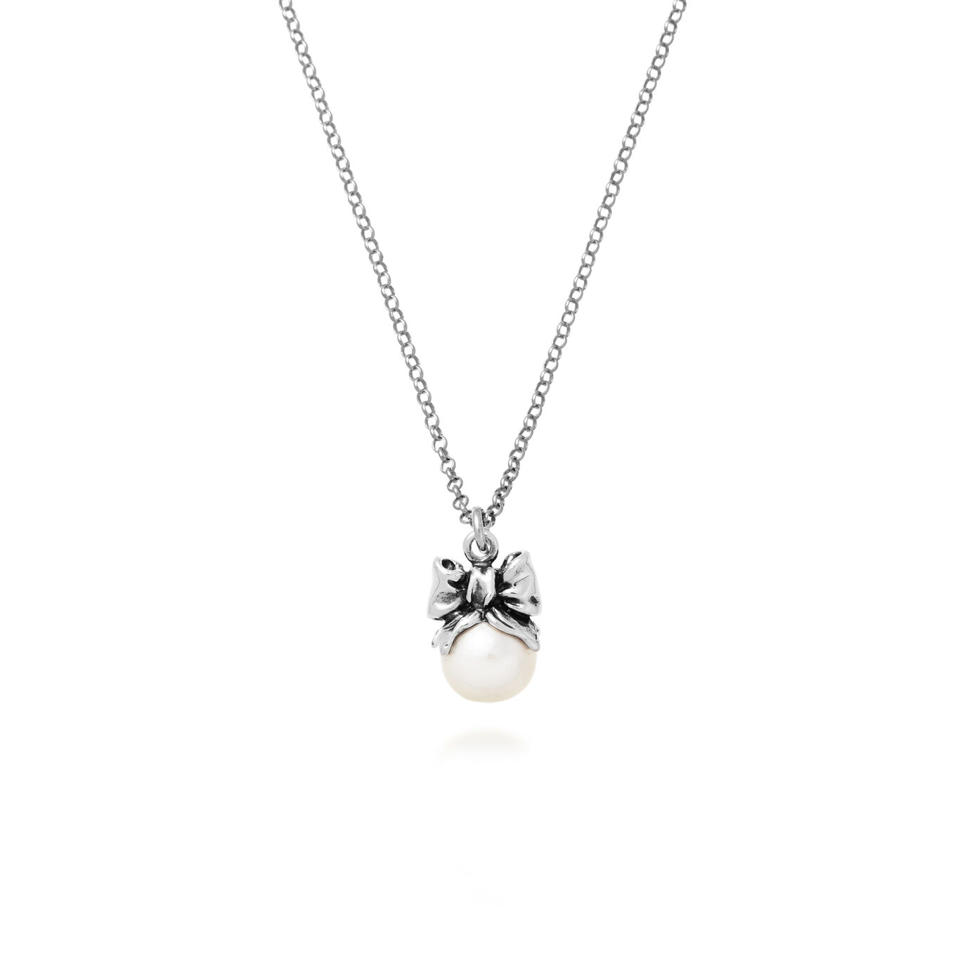 Bow Drop Pendant, Necklace in Sterling Silver and natural pearl_image number 0_Giovanni Raspini