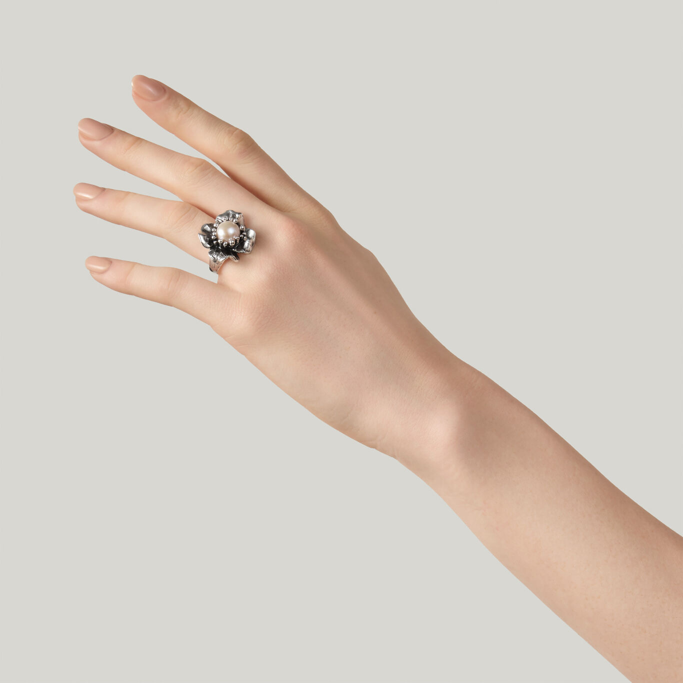 Magnolia Ring