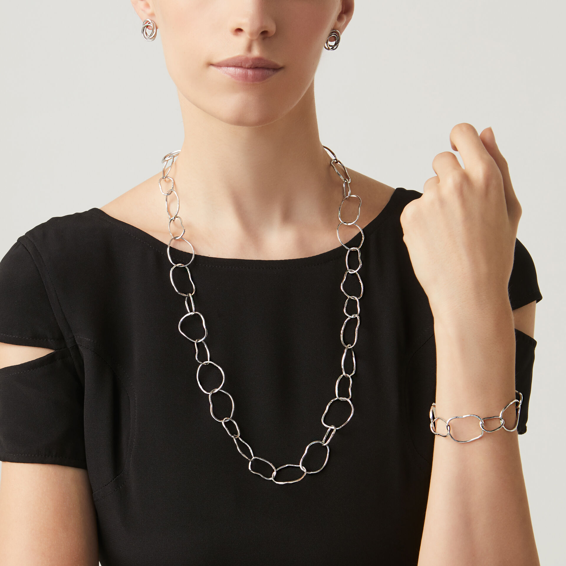 Air Necklace image number 2