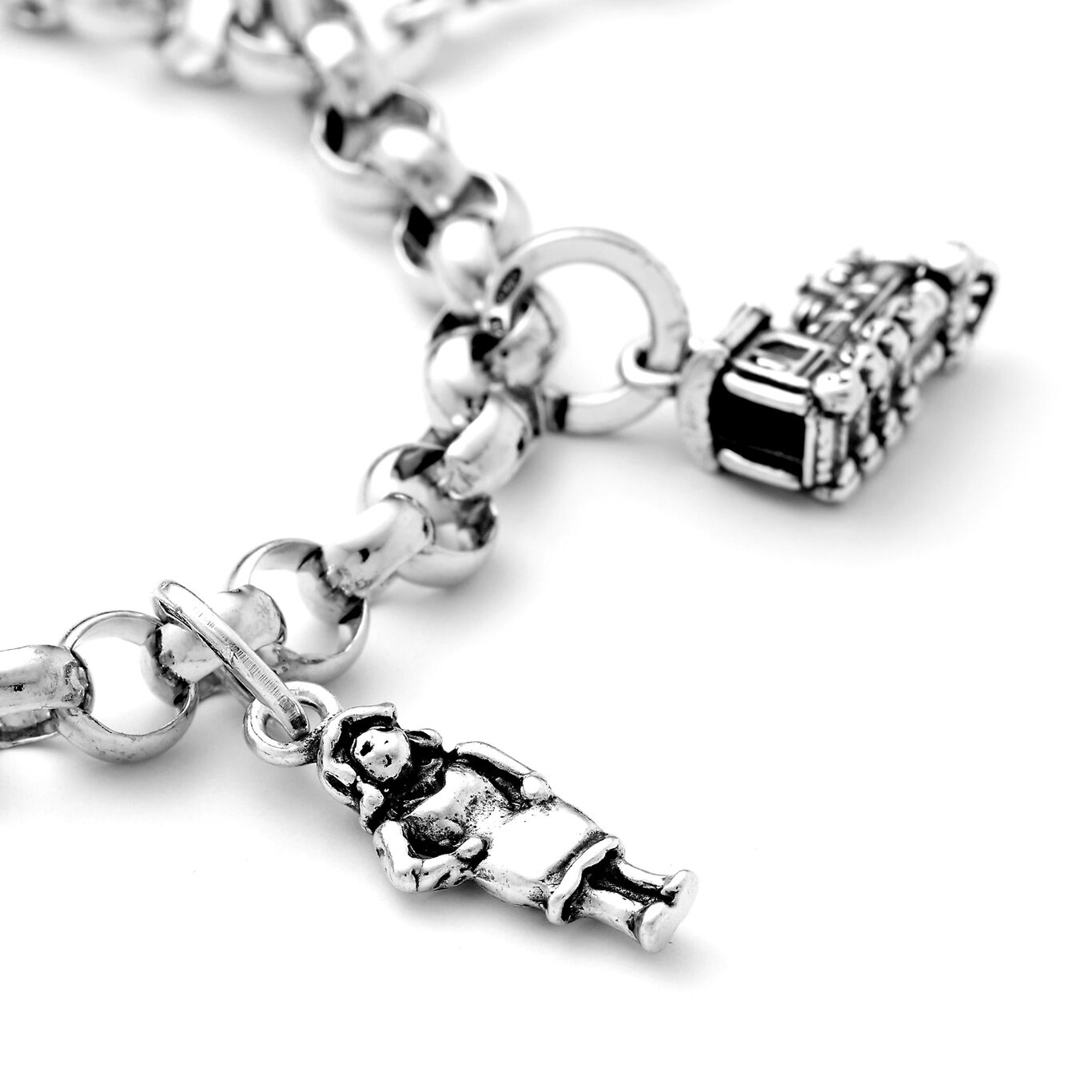 Mum Charm, Charm in Sterling Silver_image number 1_Giovanni Raspini