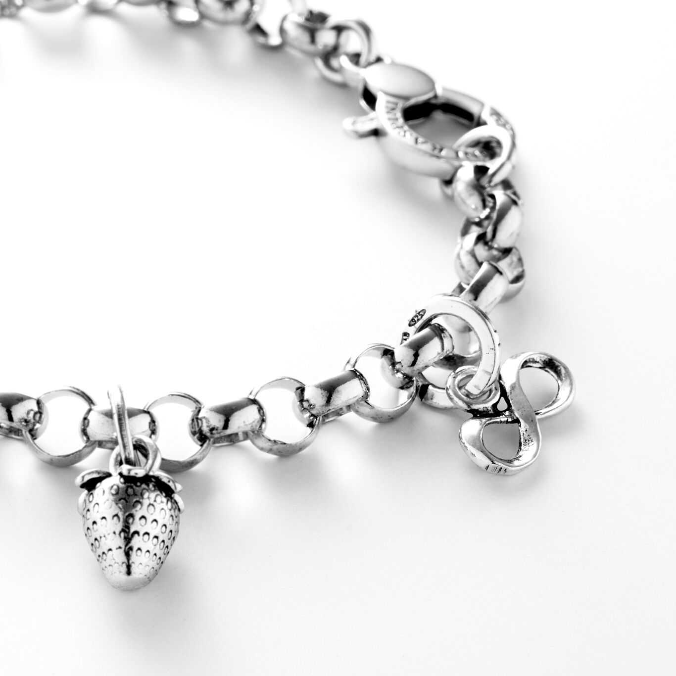 Charm Infini, Charm en argent massif_image number 2_Giovanni Raspini