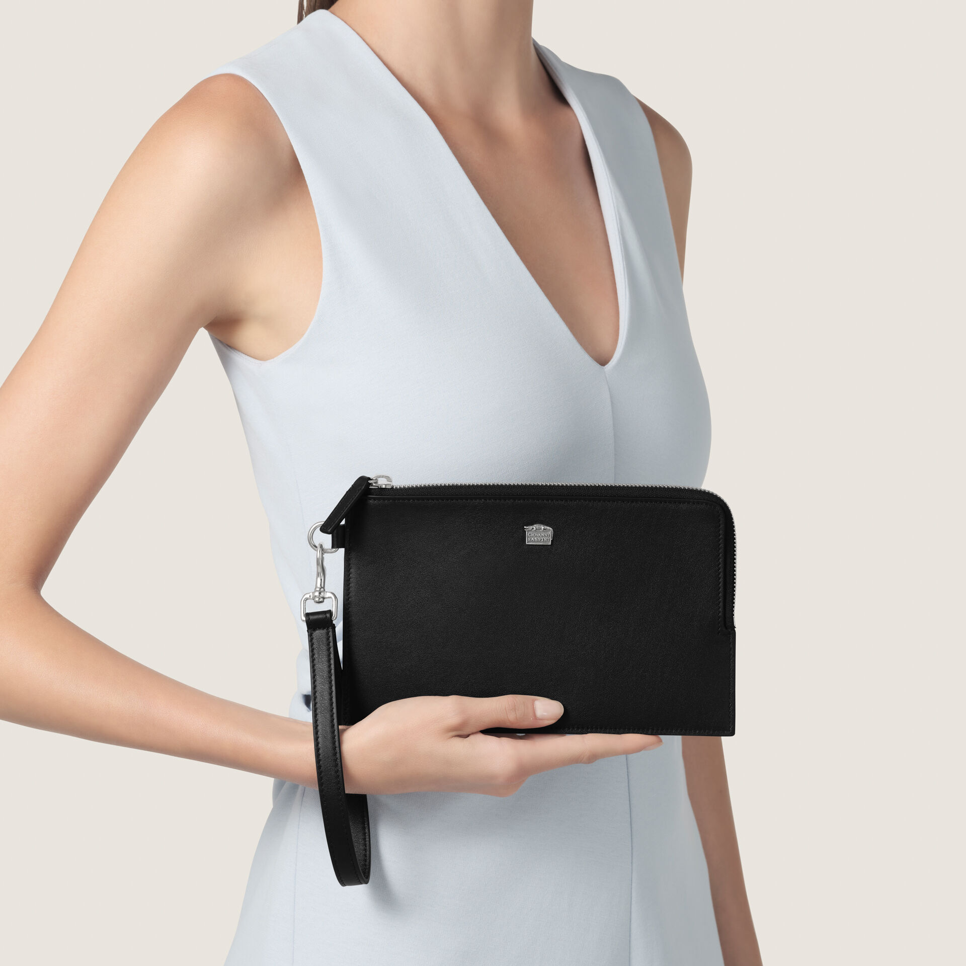 Smooth Leather Pouch image number 1