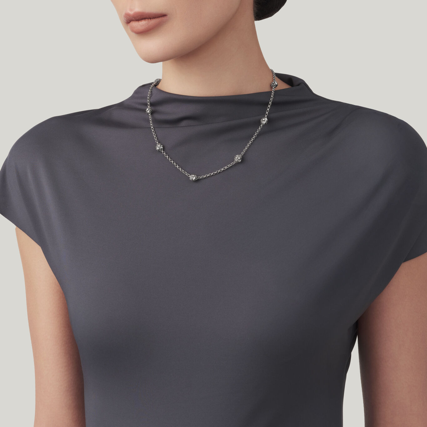 Daisy Dot Necklace, Necklace in Sterling Silver_image number 1_Giovanni Raspini