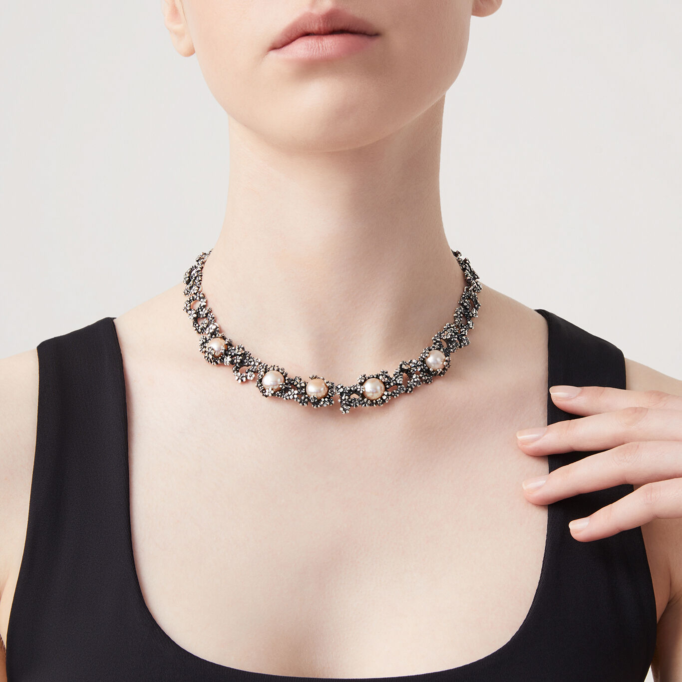 Blossom Necklace, Necklace in Sterling Silver and natural pearls_image number 1_Giovanni Raspini