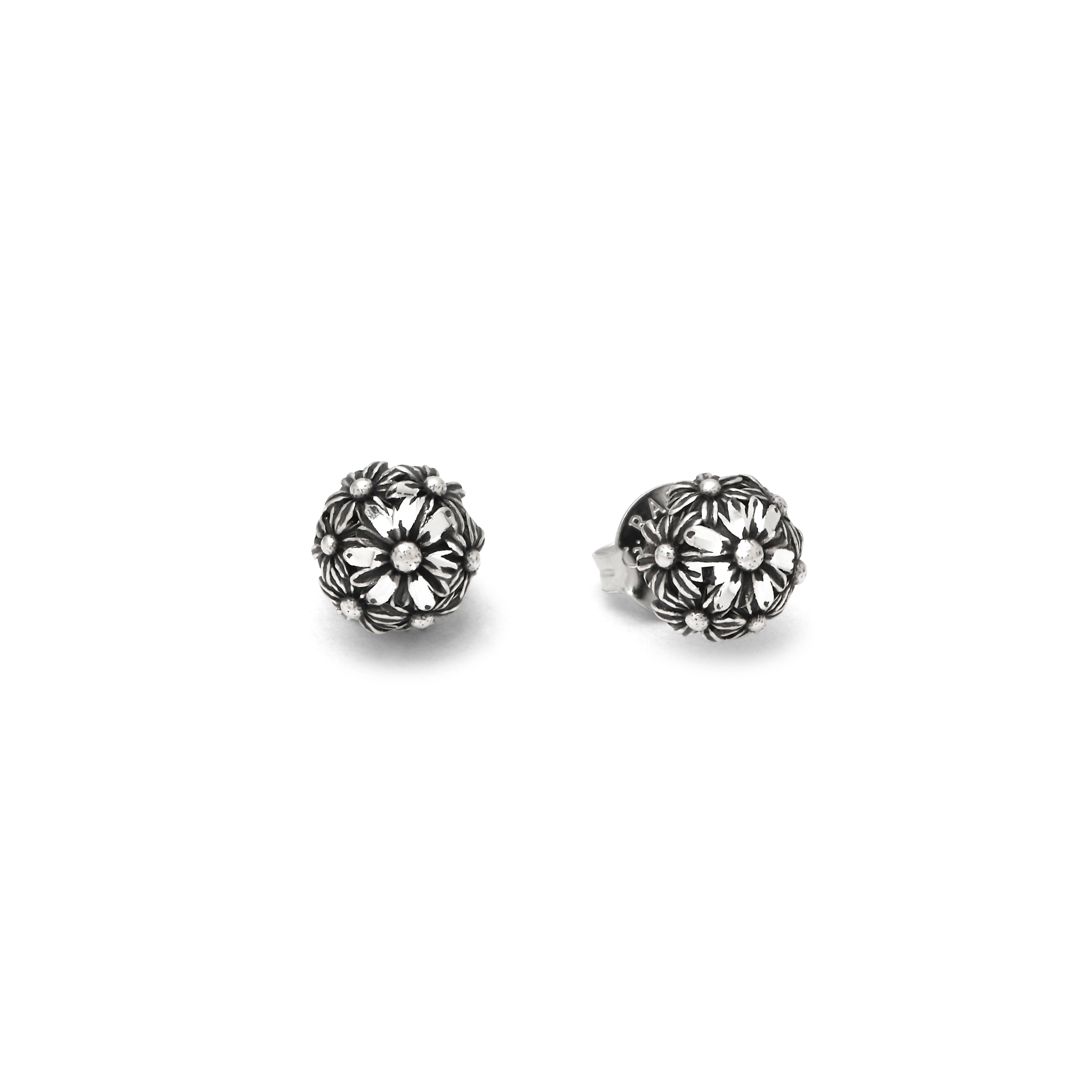 Daisies Shine Small Earrings image number 2